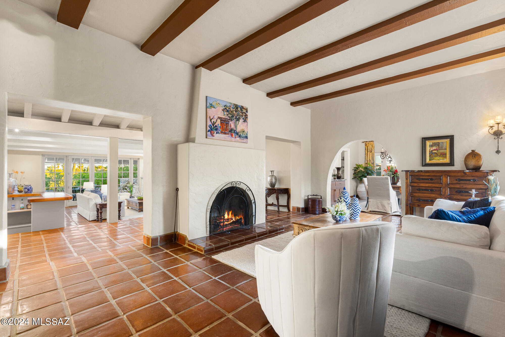4801 N La Lomita