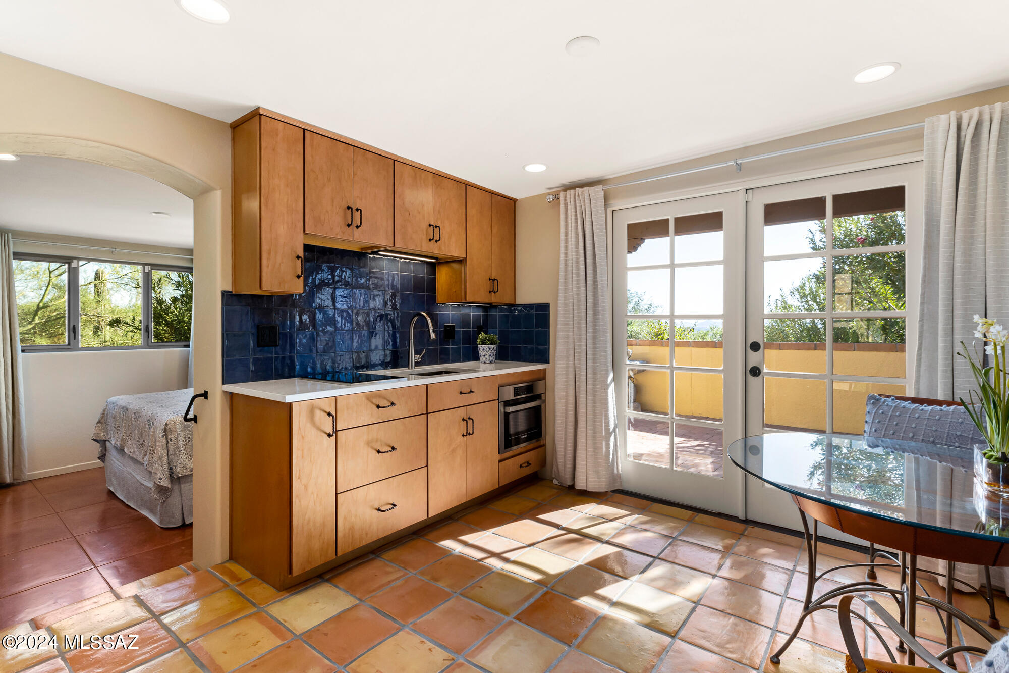 4801 N La Lomita