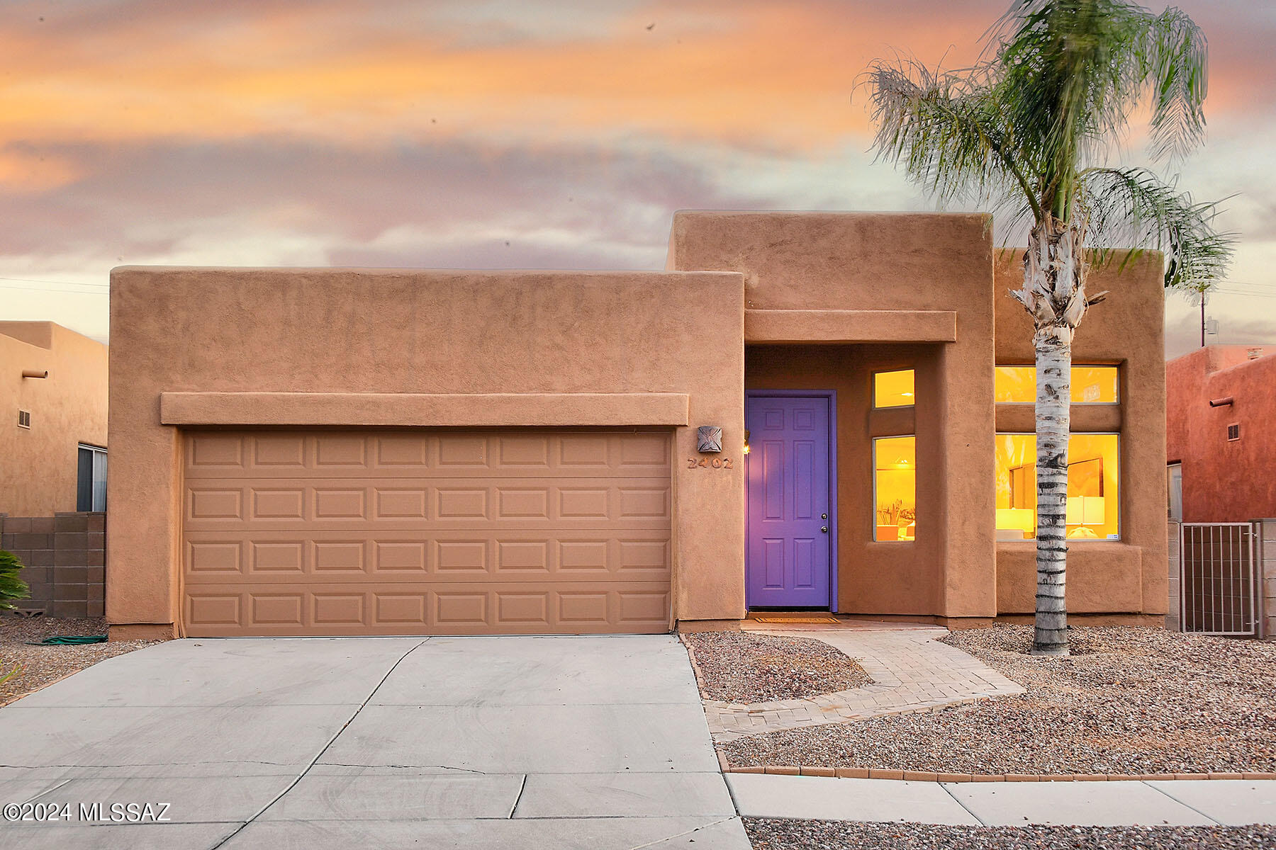 2402 E Moonrise Place