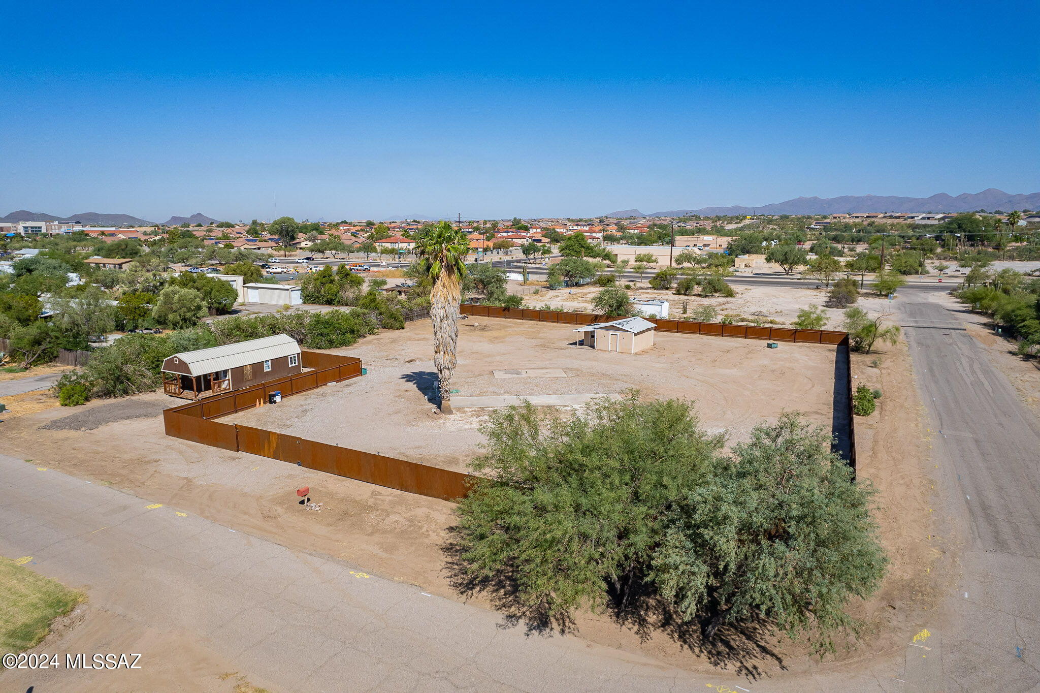 5354 W Calle Cayeus
