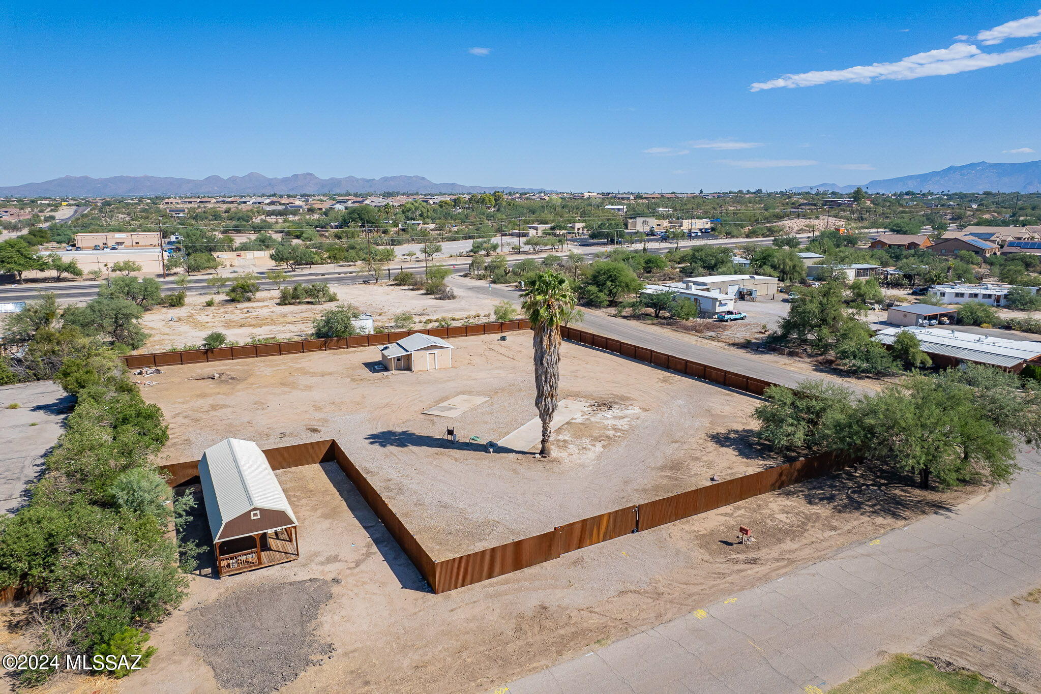 5354 W Calle Cayeus