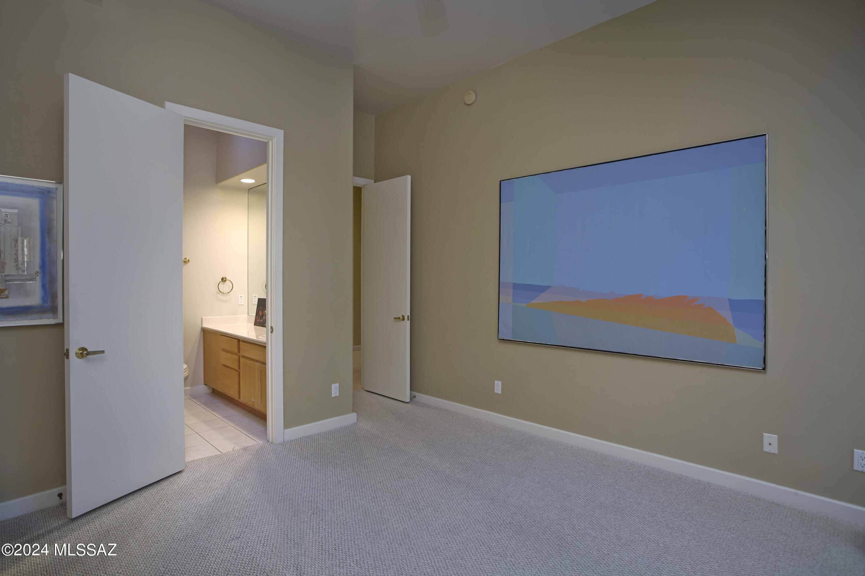6439 N Desert Wind Circle