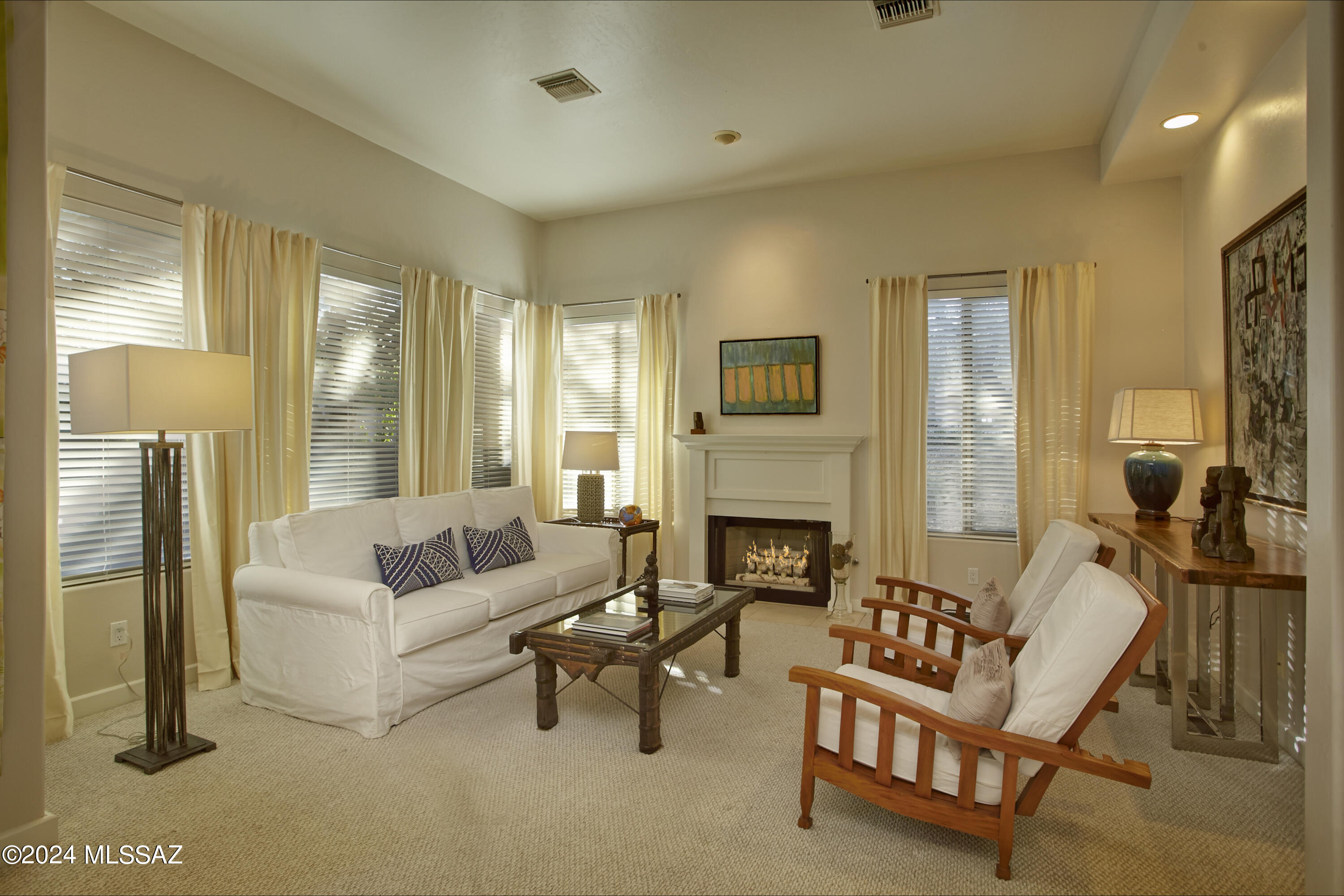 6439 N Desert Wind Circle