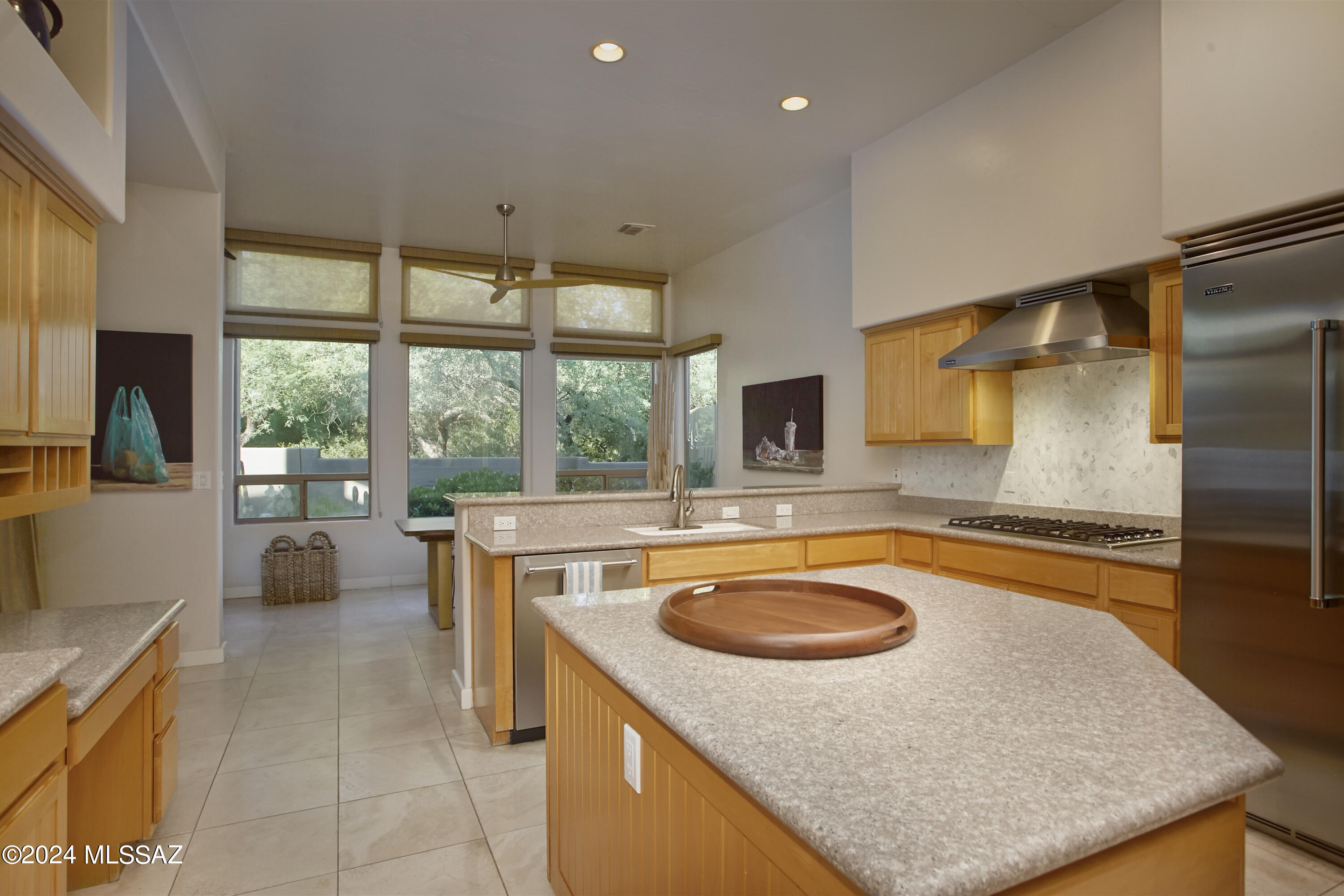 6439 N Desert Wind Circle