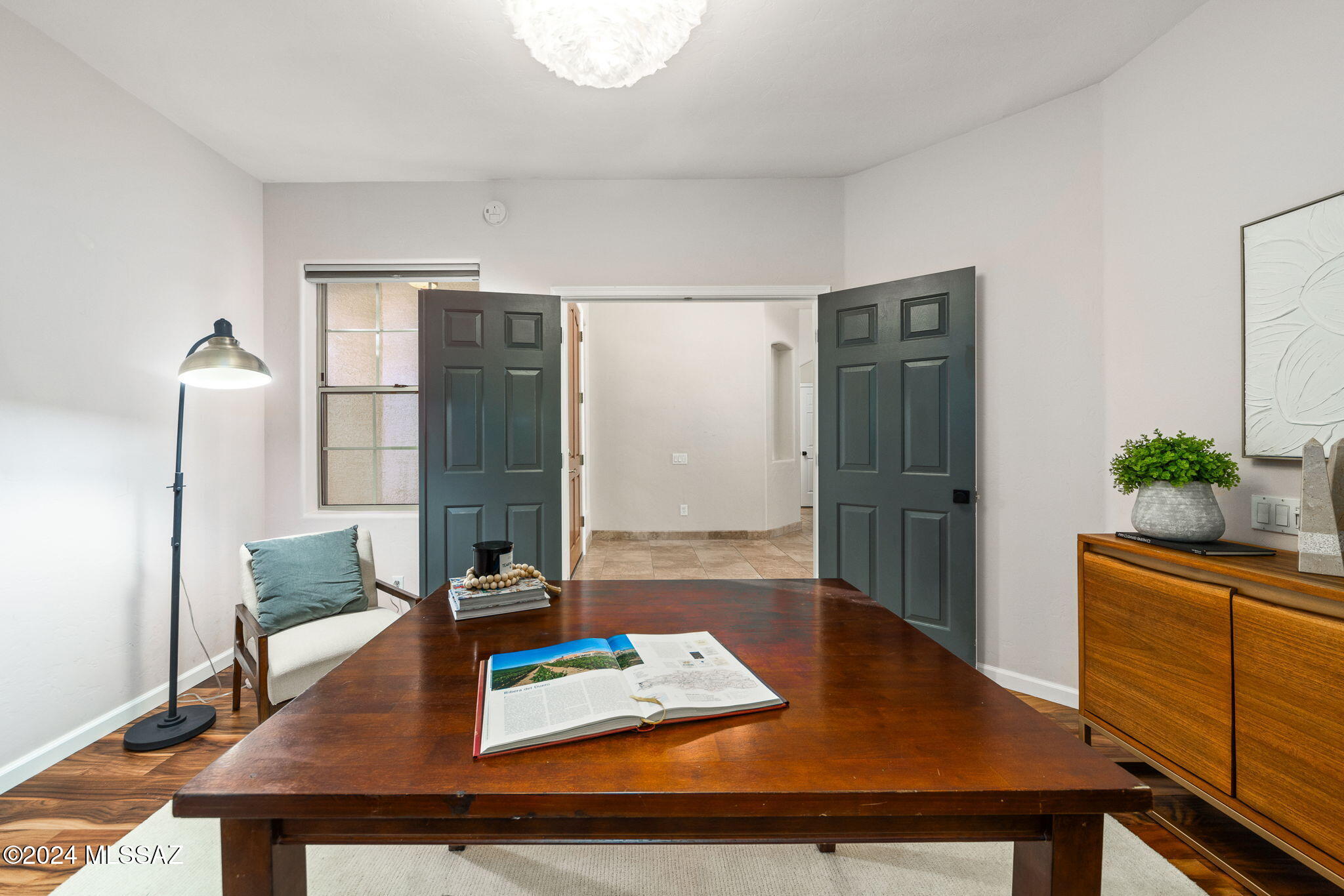 7649 E Camino Amistoso