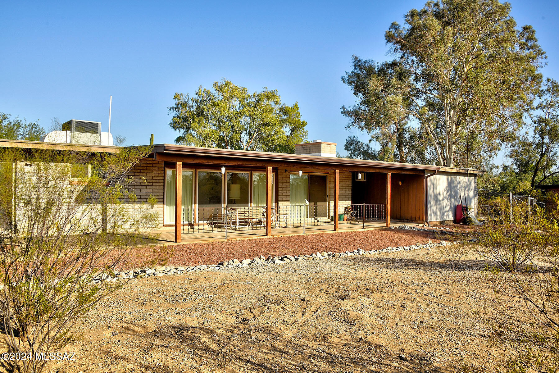 4373 N Bidahochi Drive