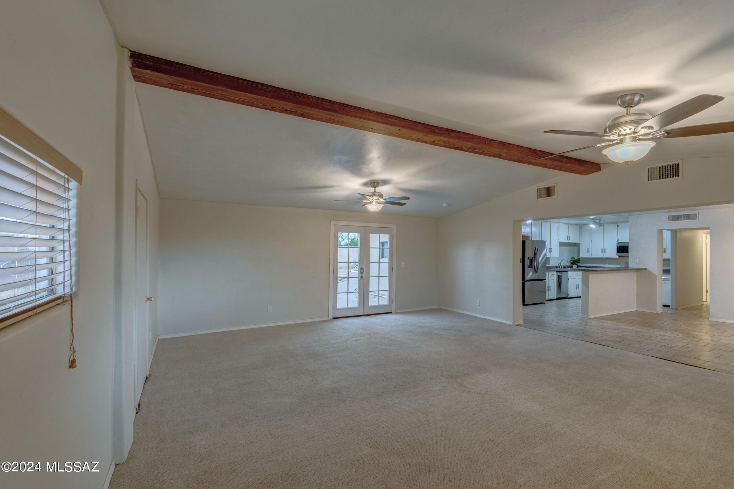 3324 E Silverlake Road
