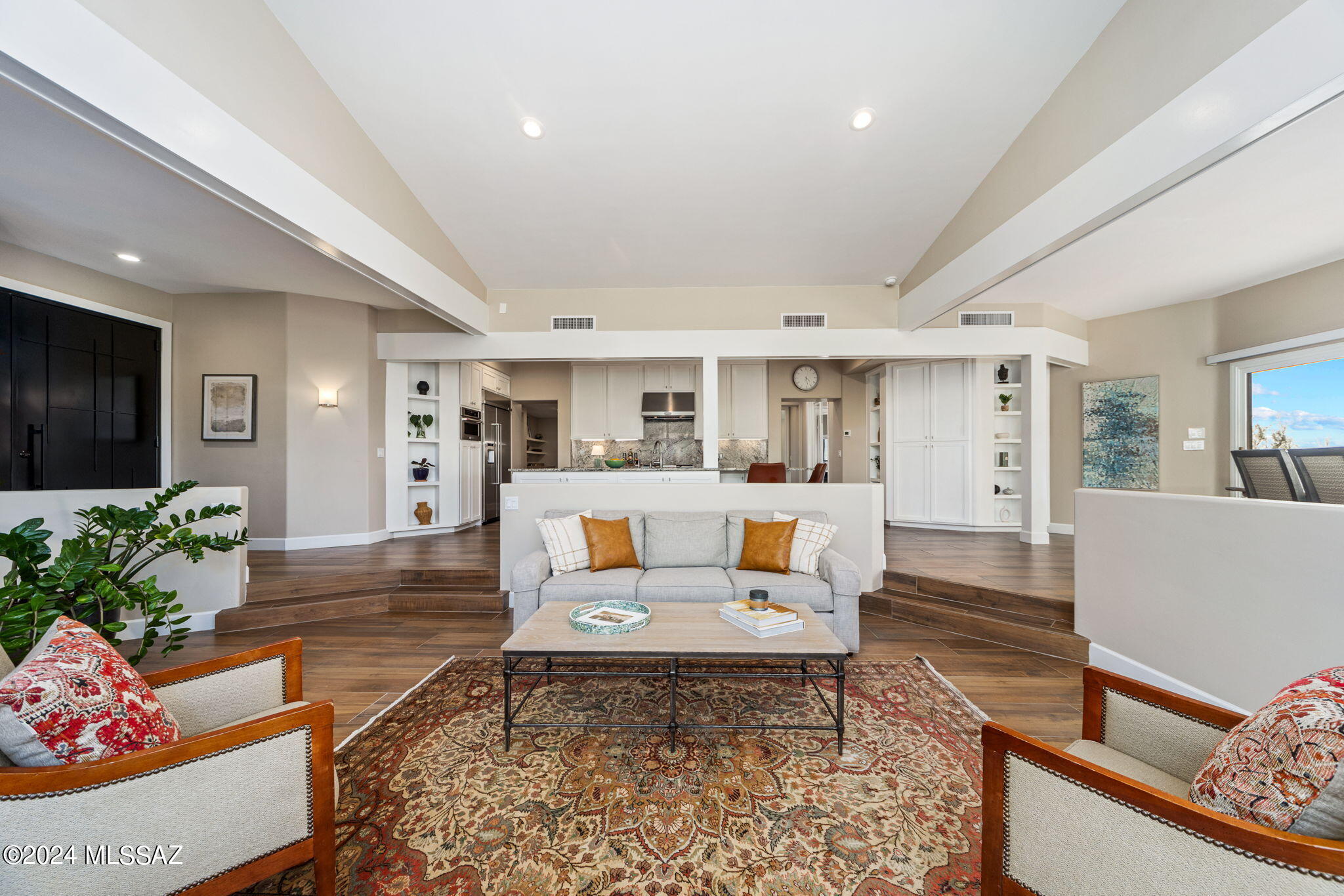 3732 E Windy Point Drive