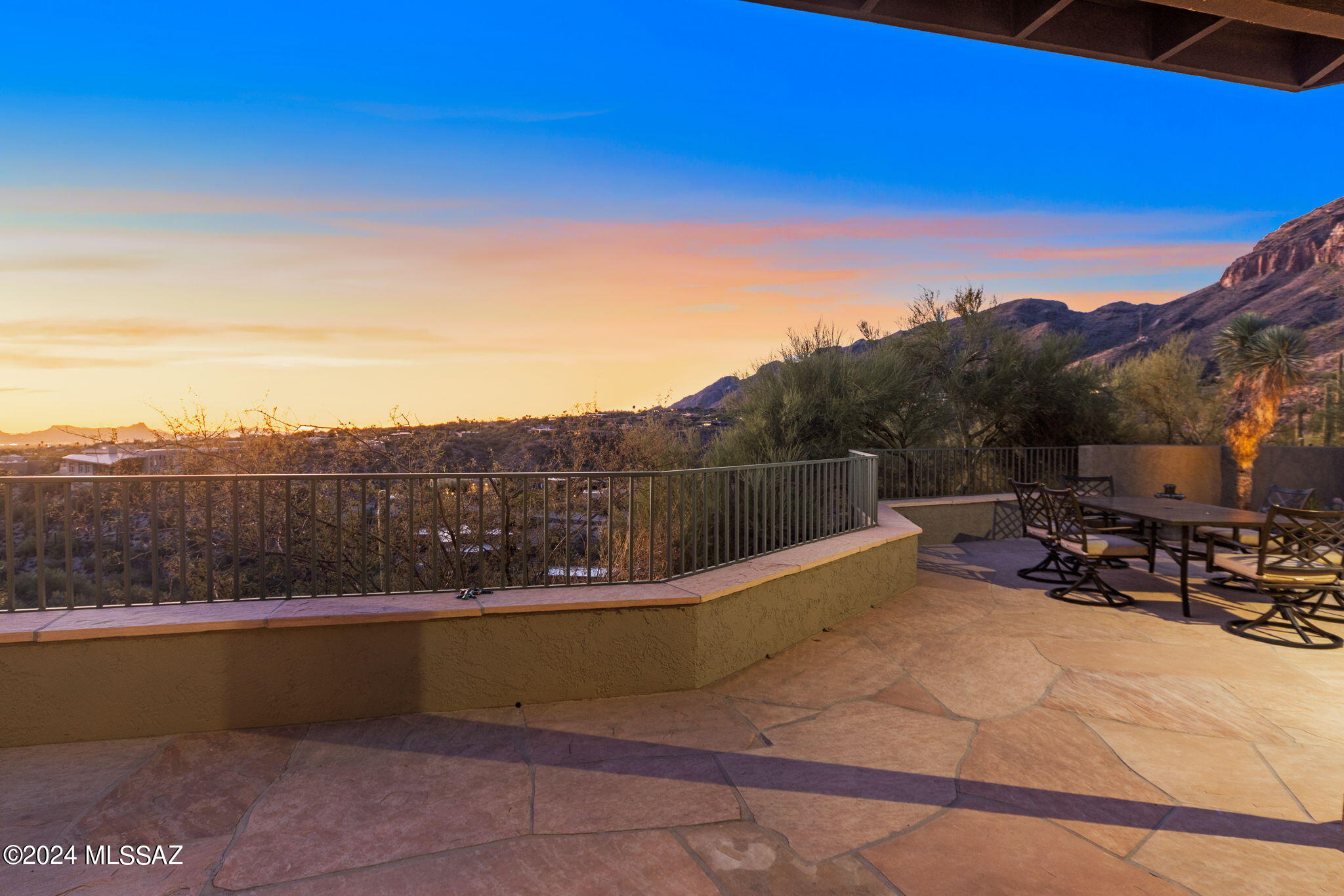 3732 E Windy Point Drive