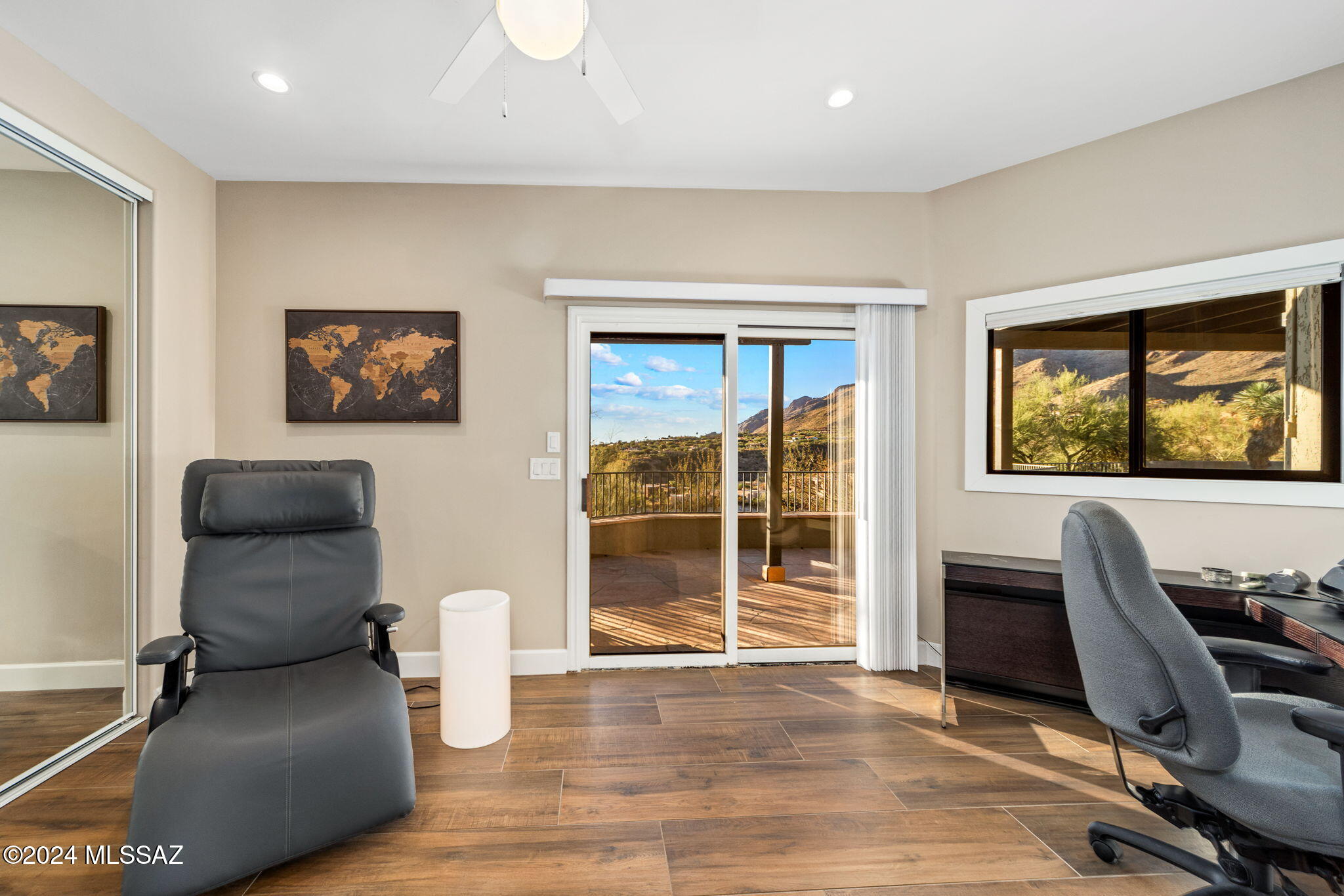 3732 E Windy Point Drive