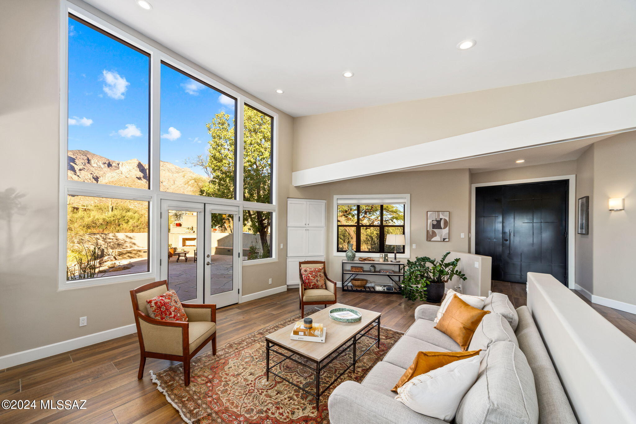 3732 E Windy Point Drive