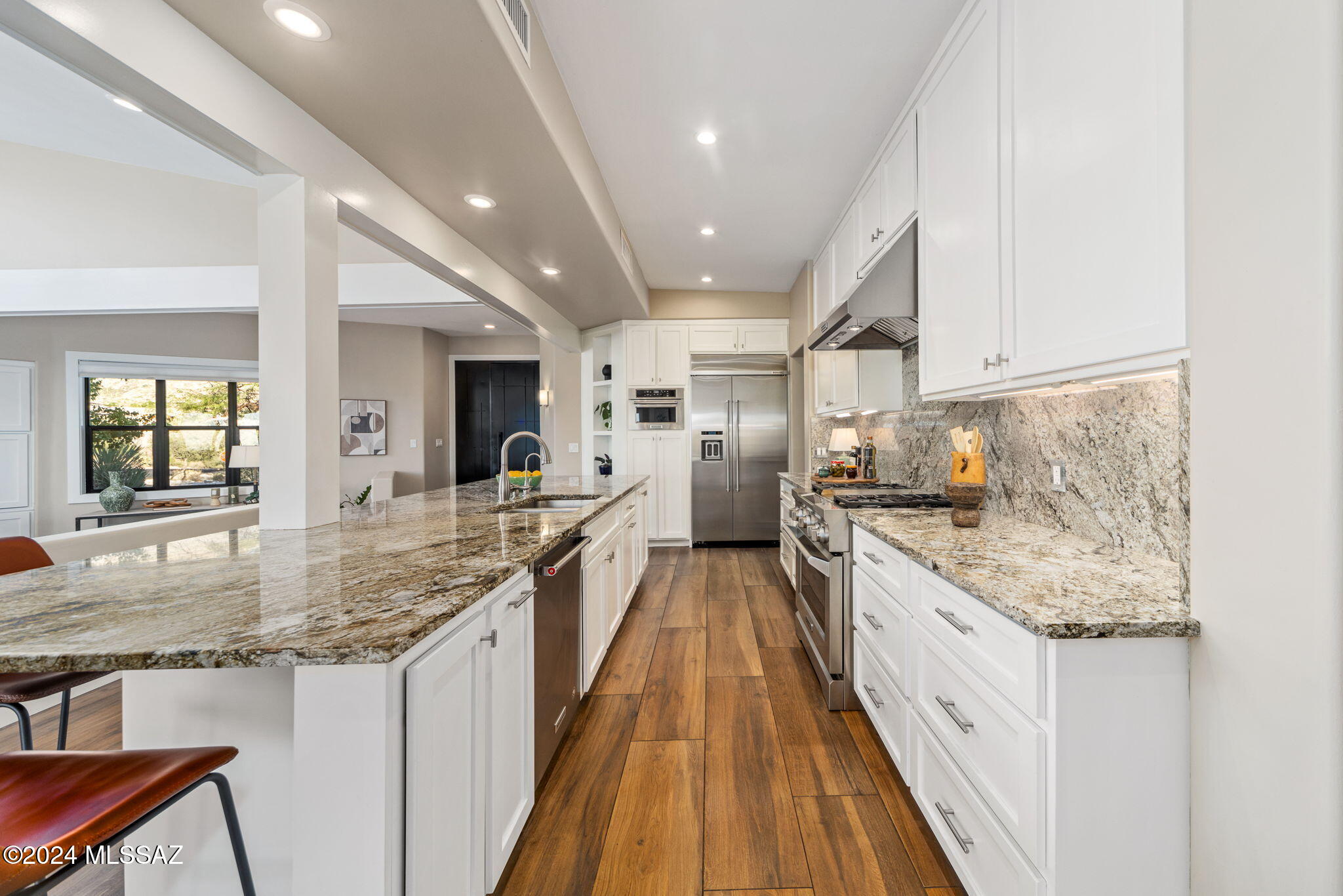 3732 E Windy Point Drive