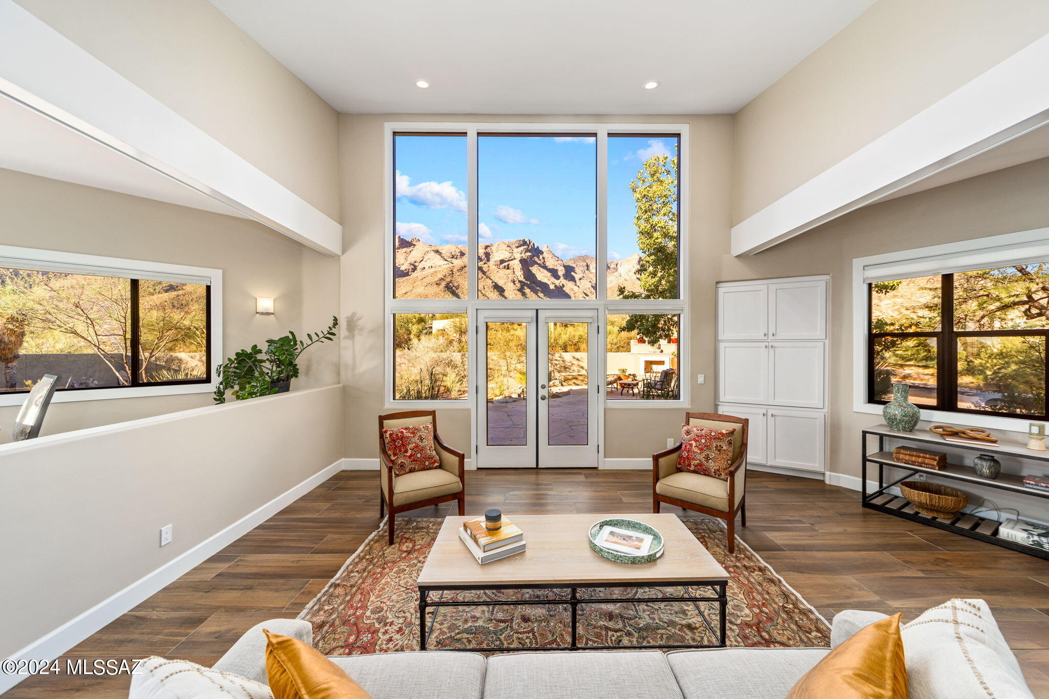 3732 E Windy Point Drive
