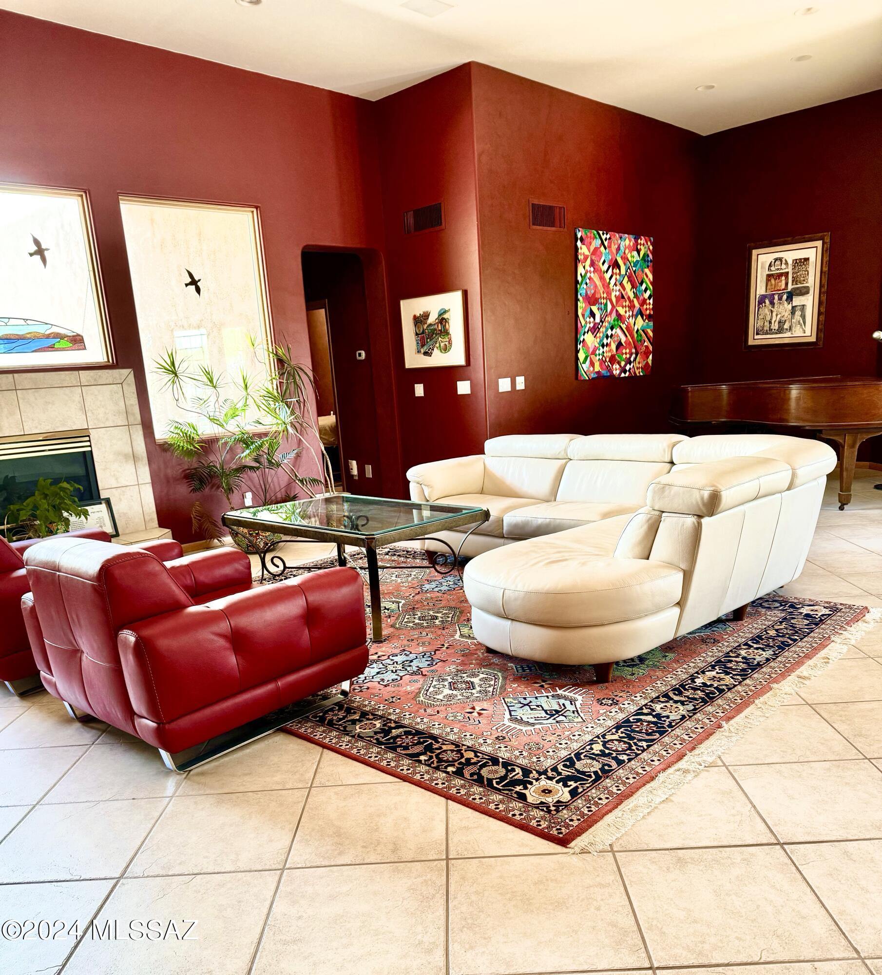 5831 N Calle Grandeza Ph