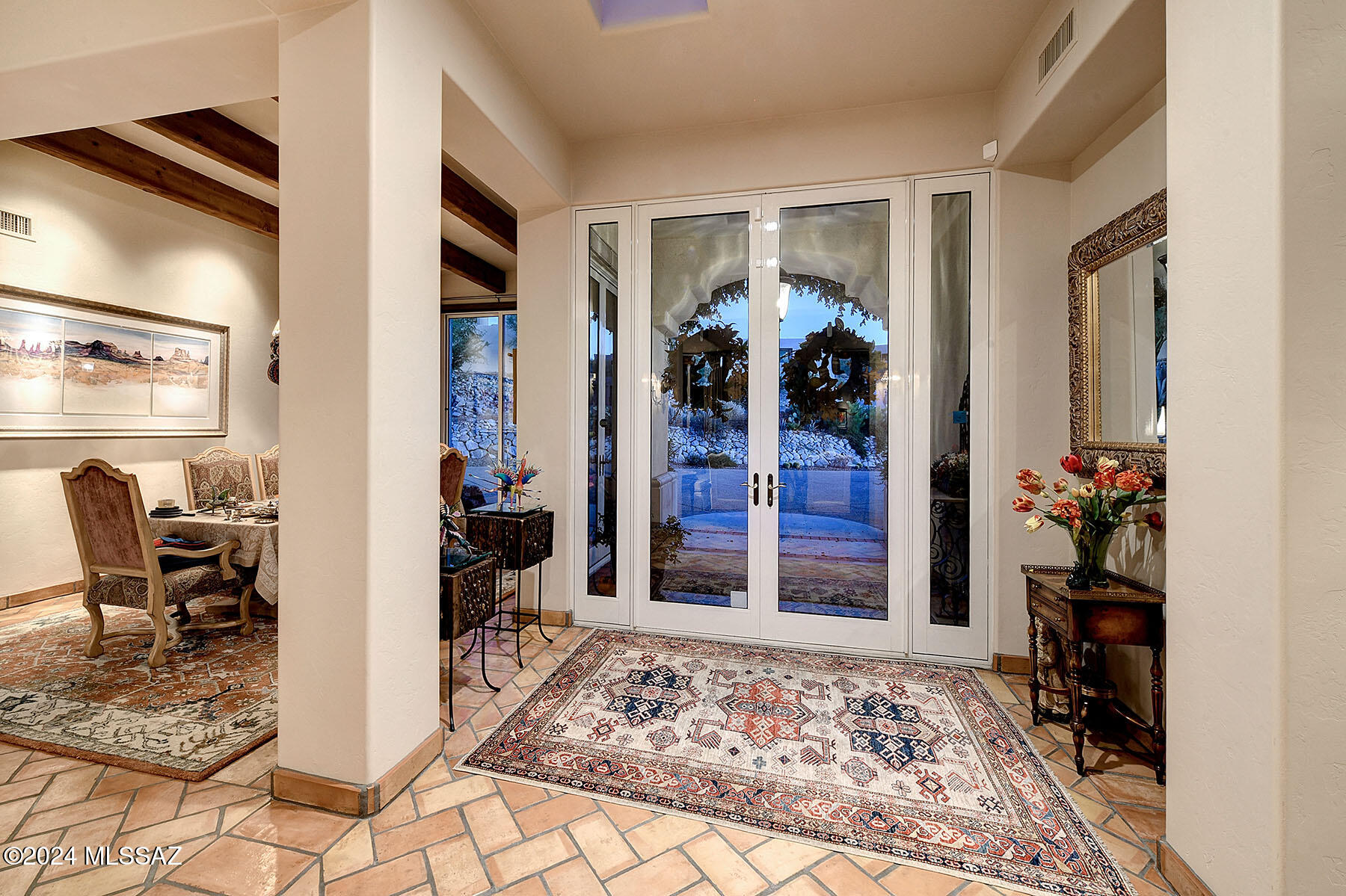 5901 E Placita Primitiva