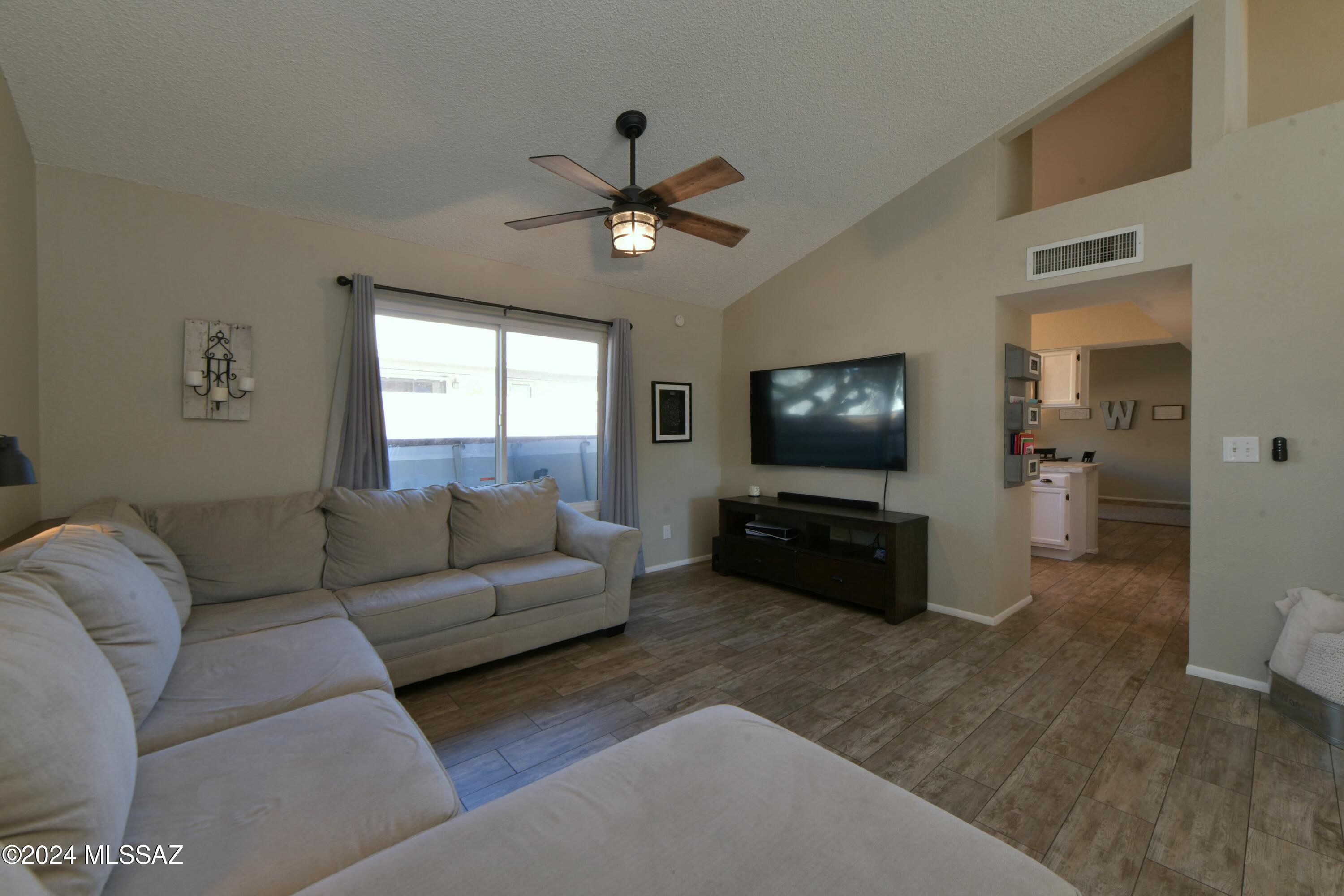 2730 W Camino Ebano