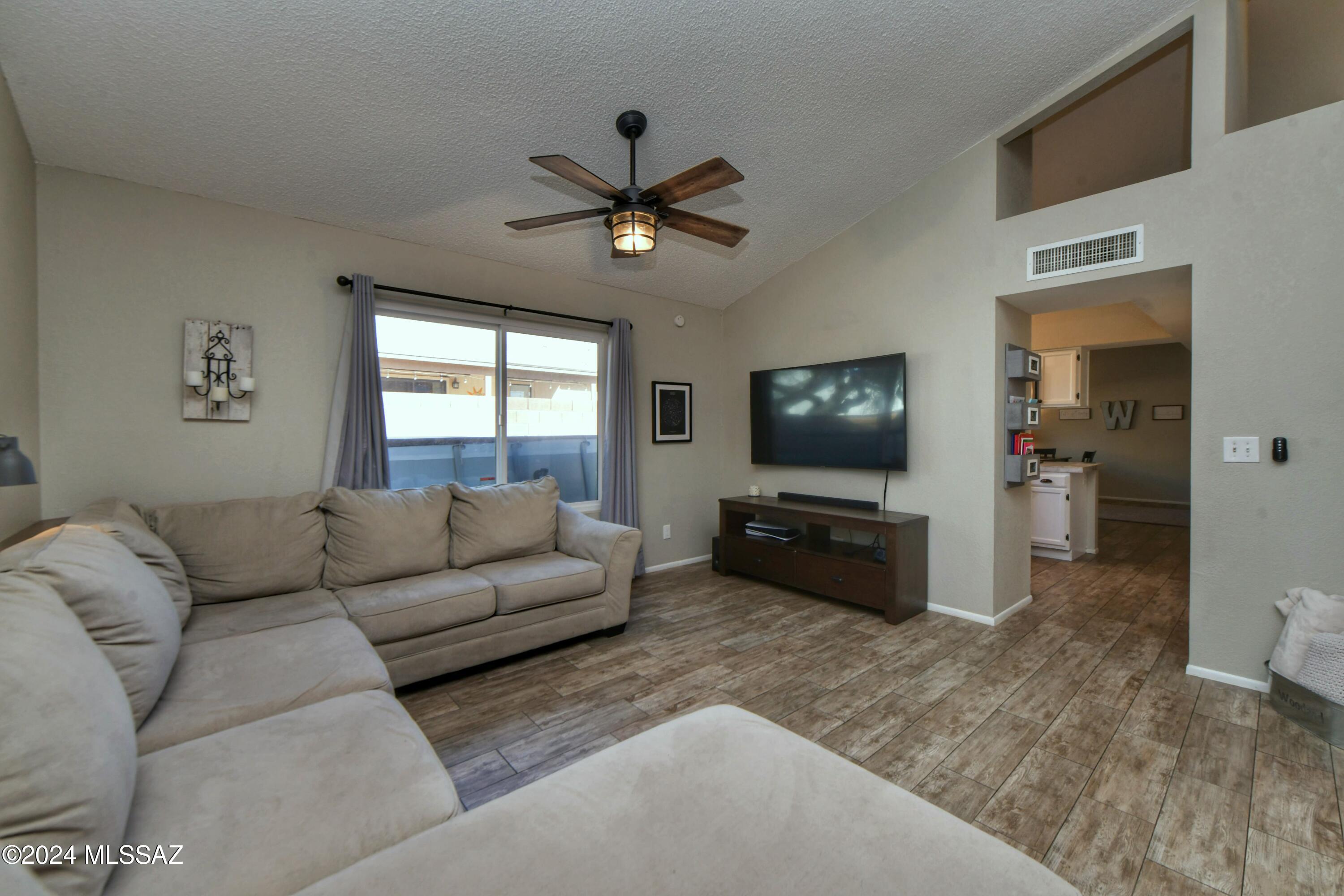 2730 W Camino Ebano