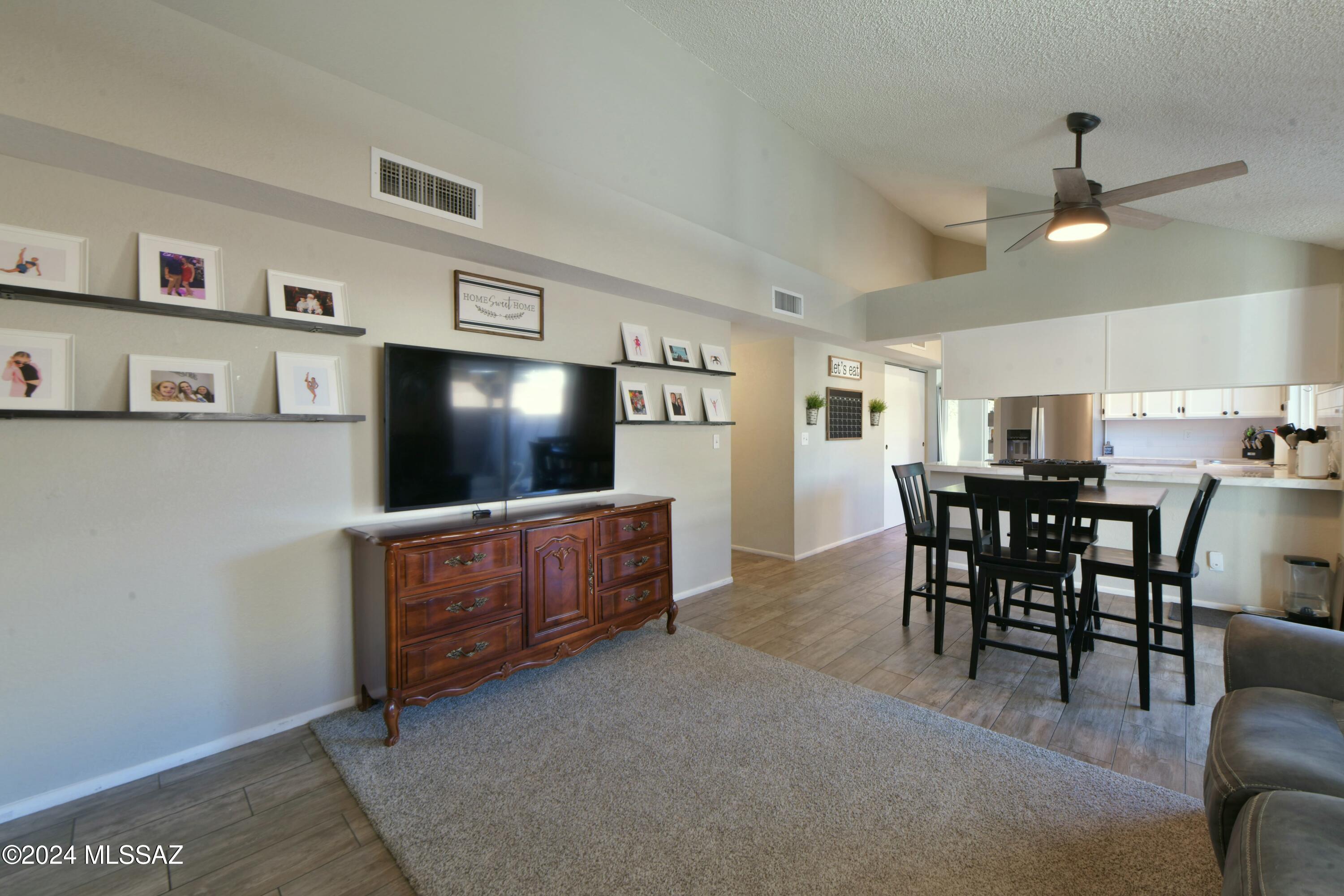 2730 W Camino Ebano