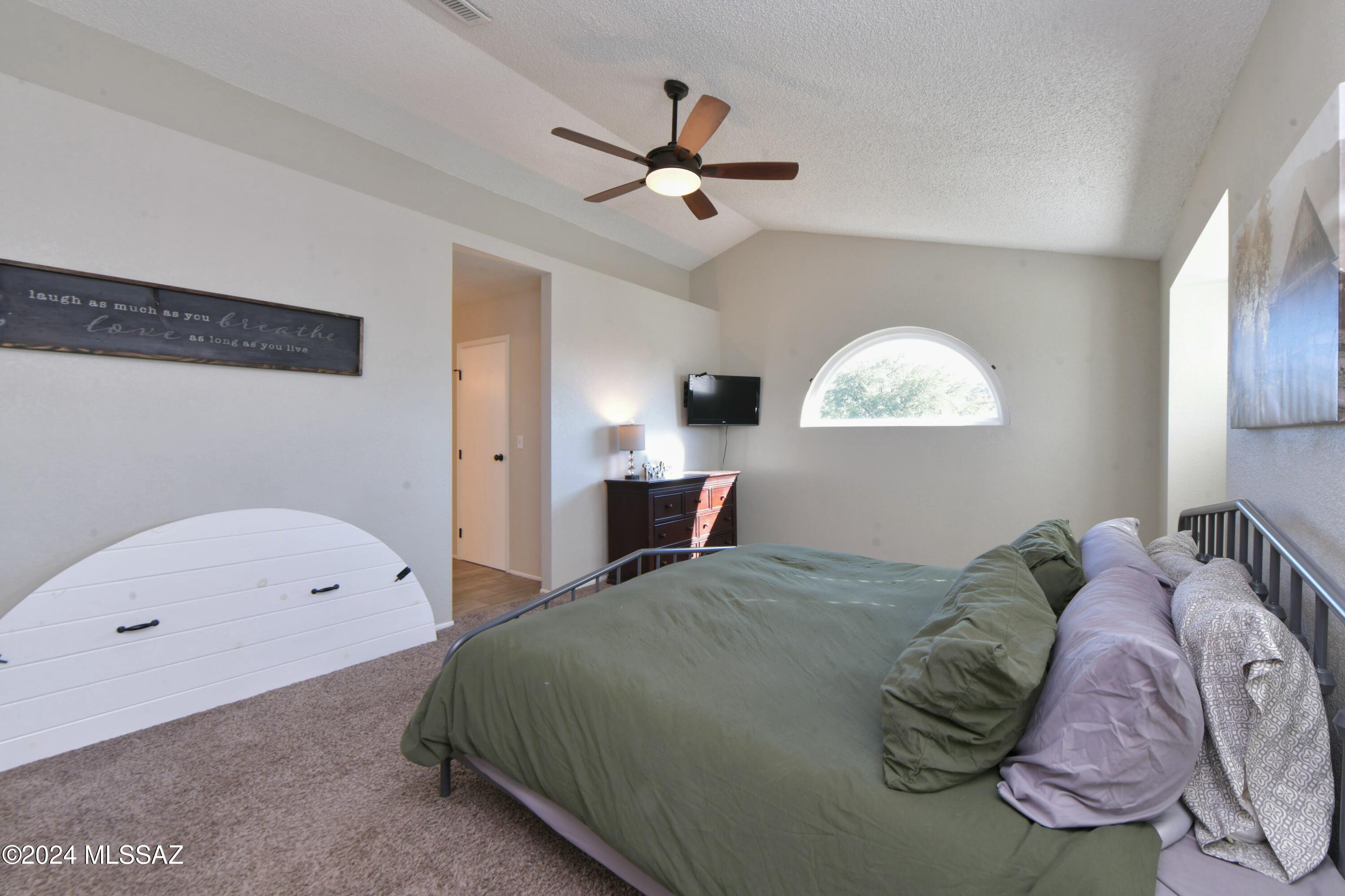 2730 W Camino Ebano
