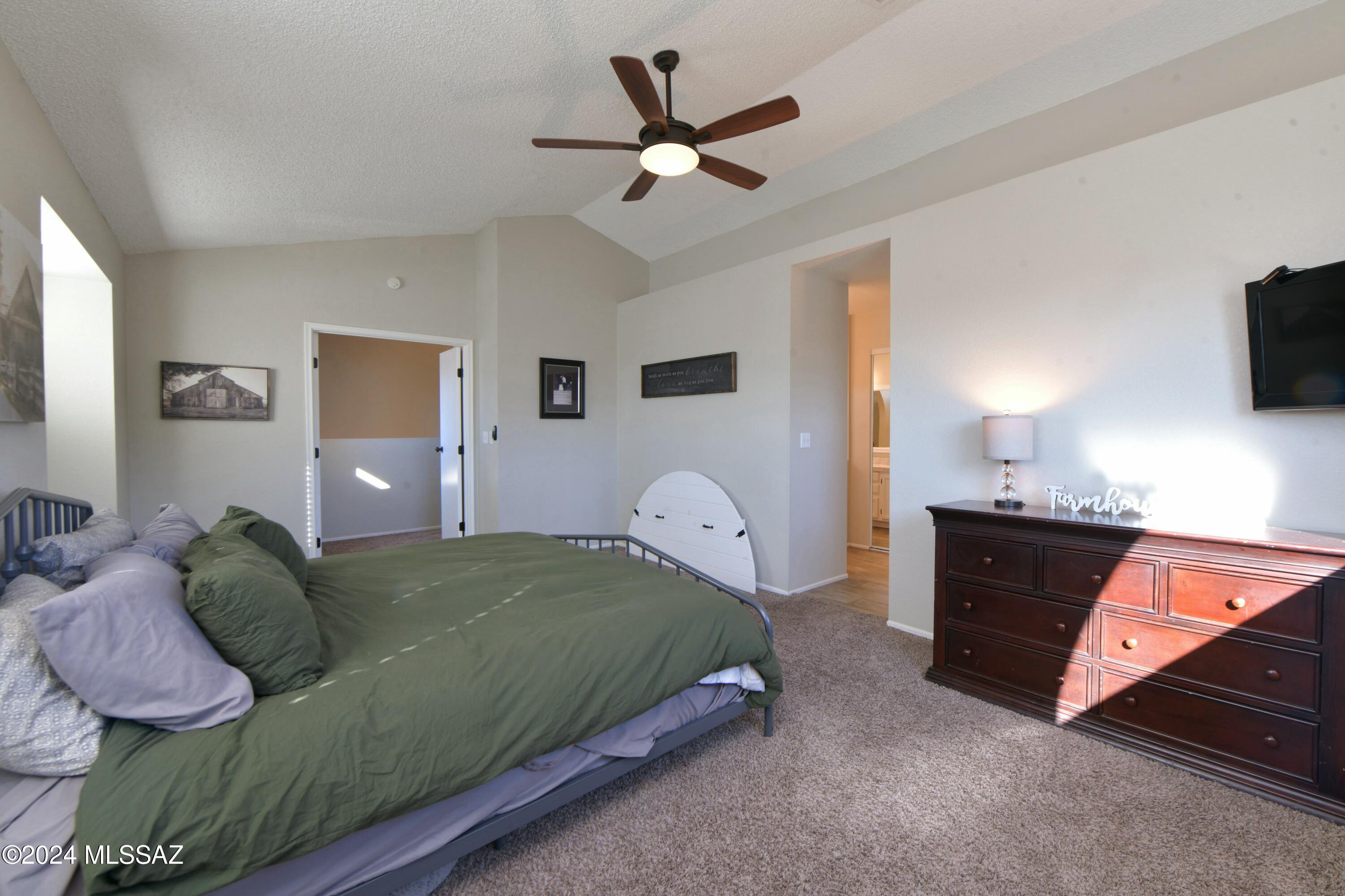 2730 W Camino Ebano