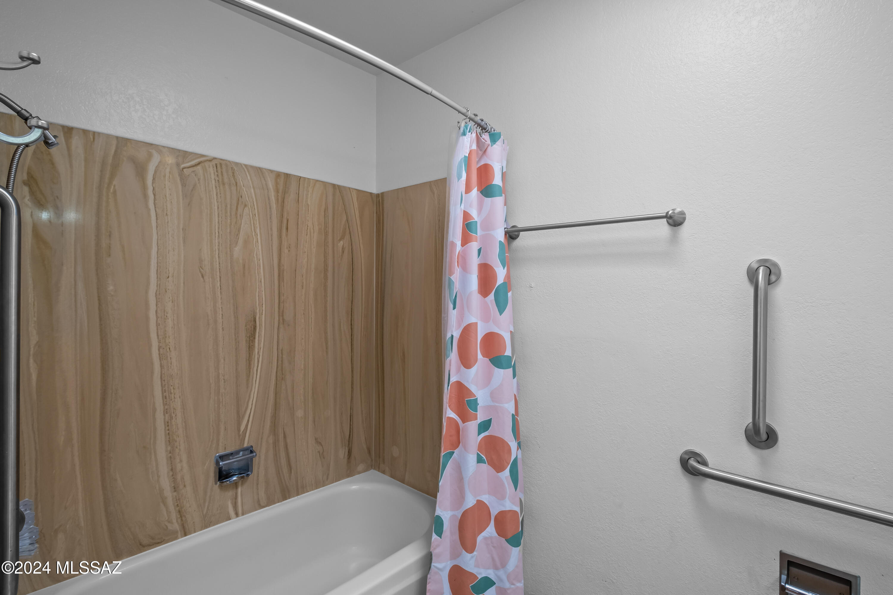 83 E Villas Circle