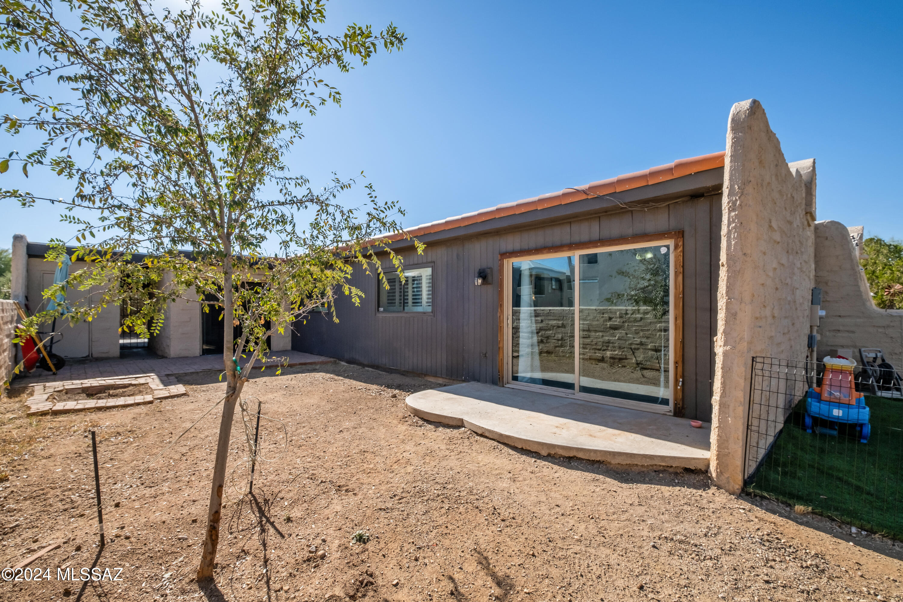 83 E Villas Circle