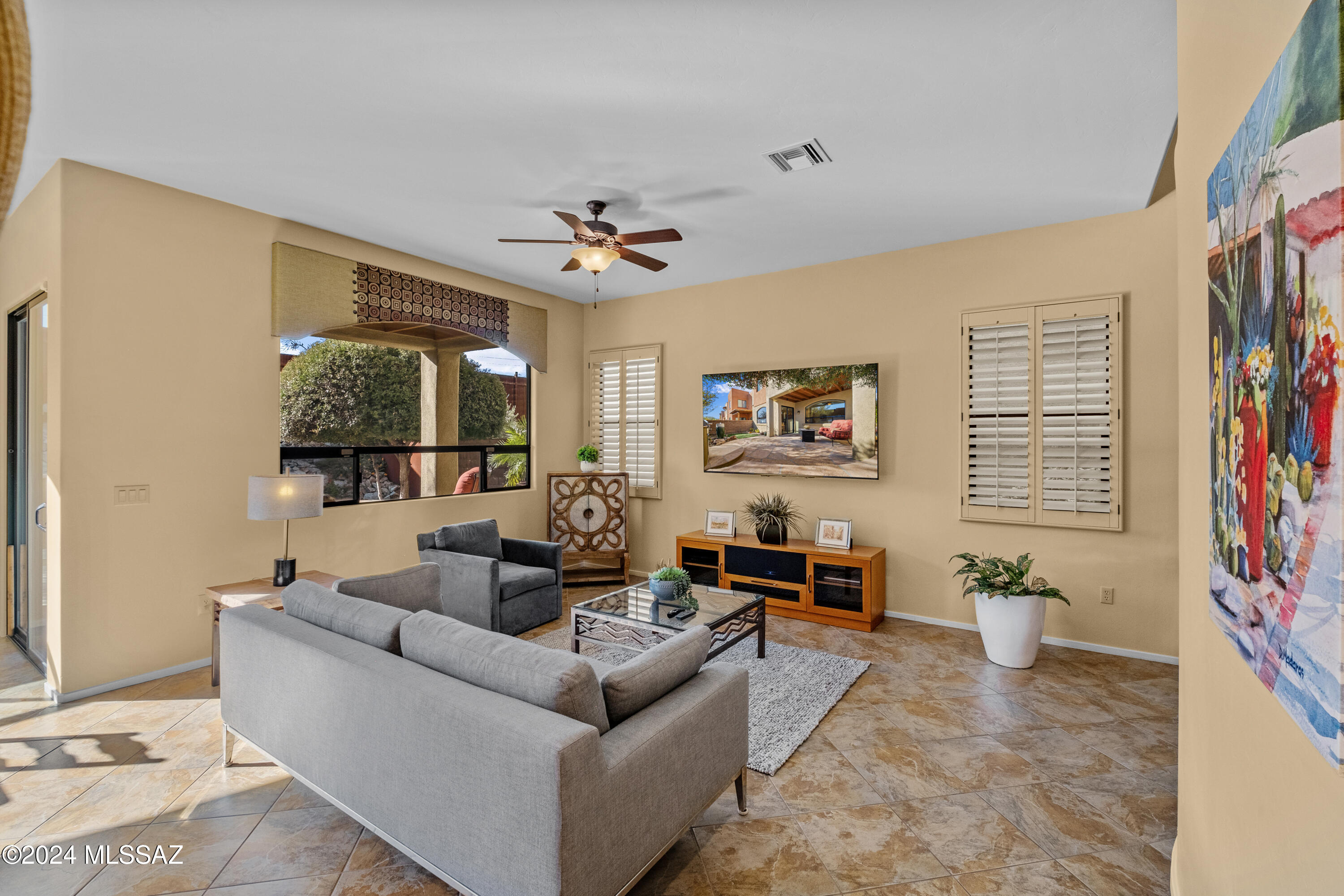 9512 E Ventaso Circle