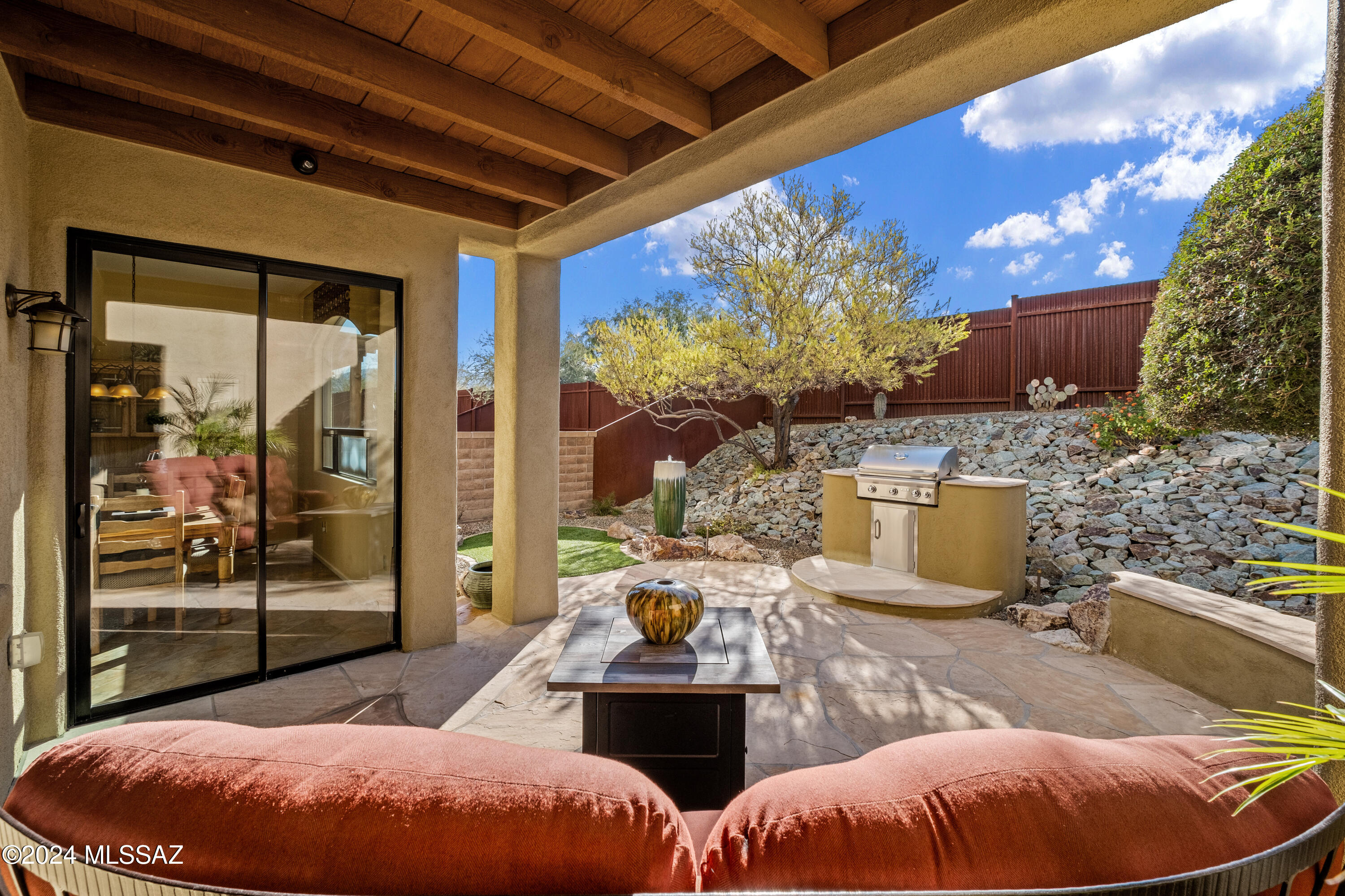 9512 E Ventaso Circle