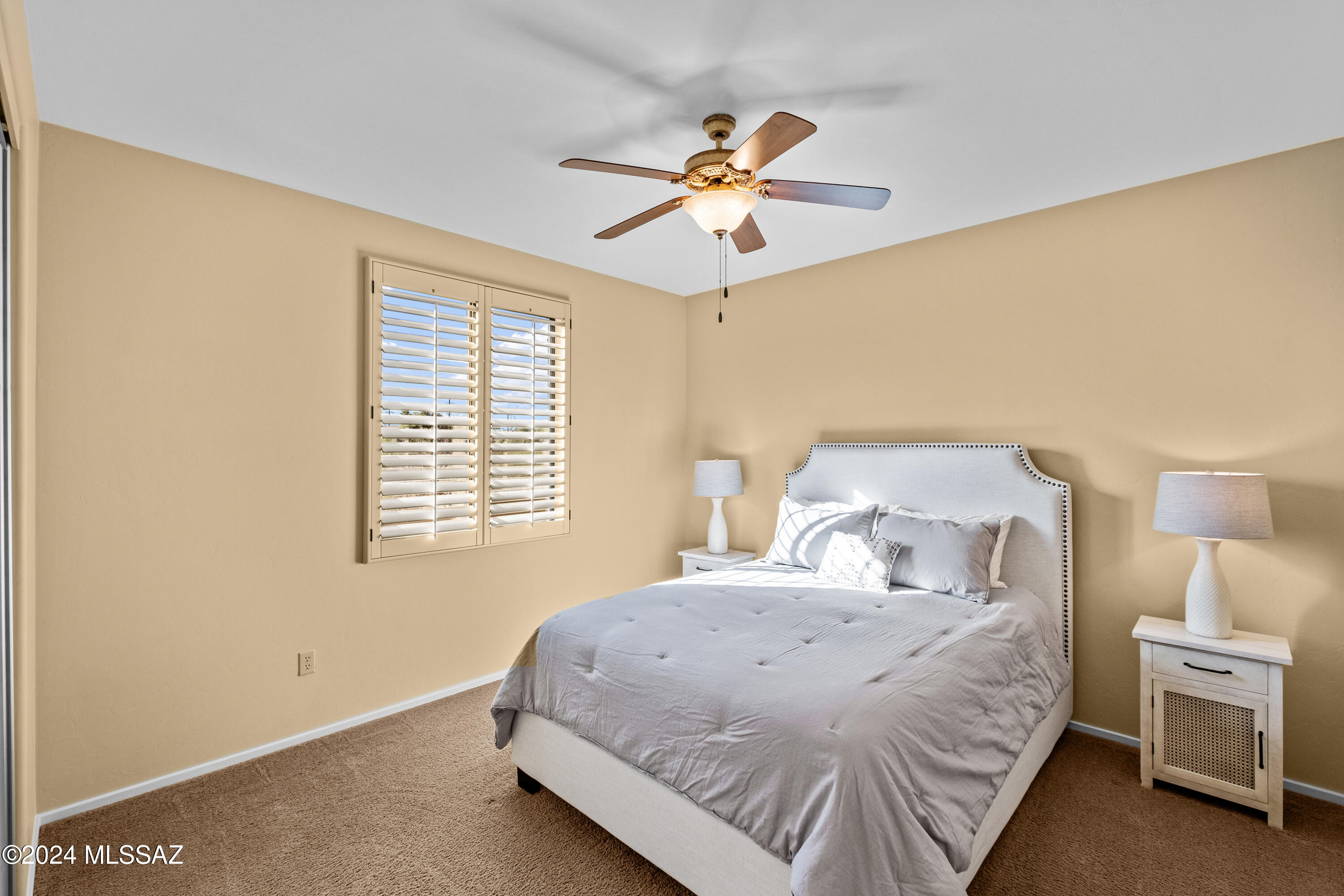 9512 E Ventaso Circle