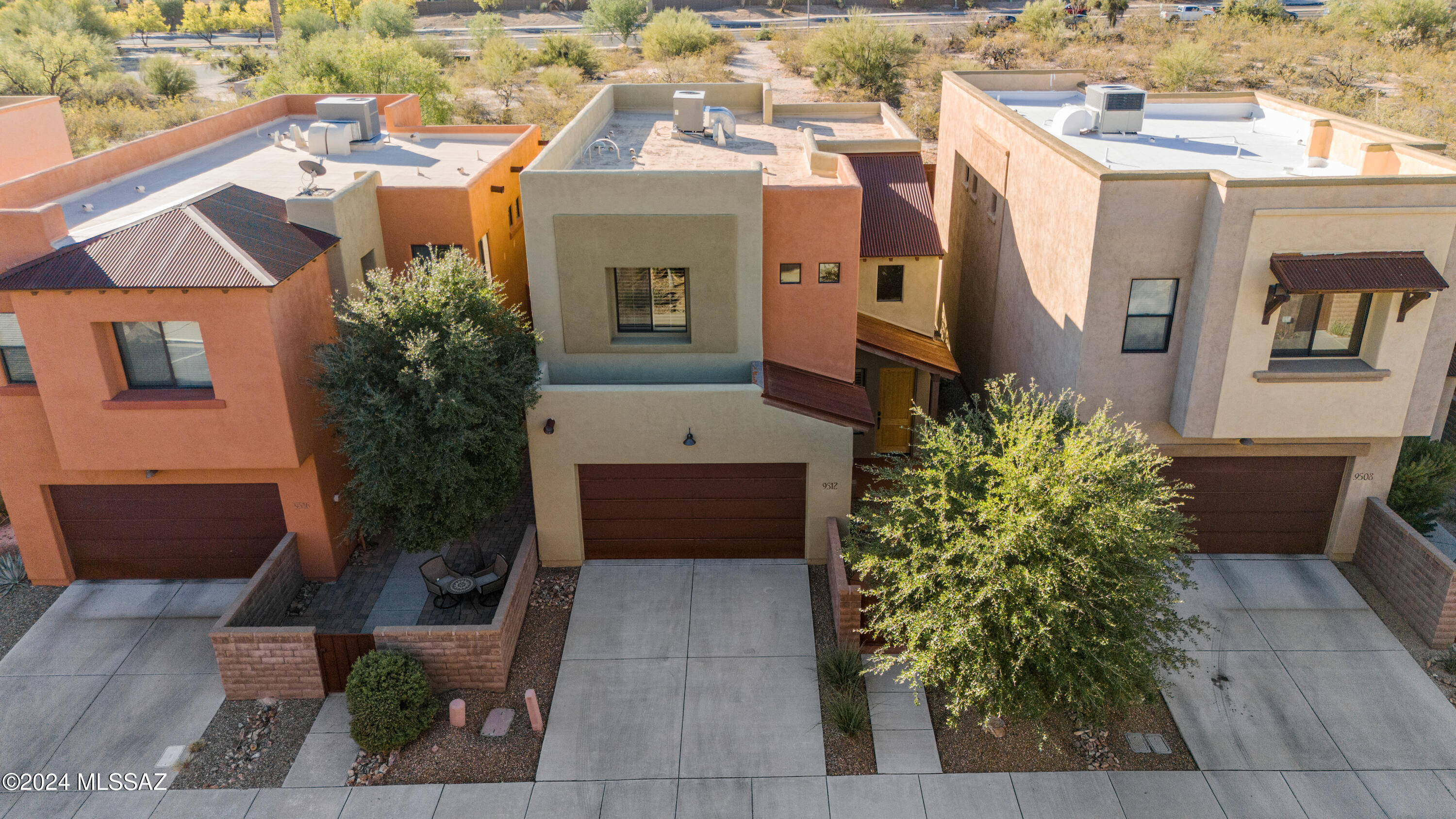 9512 E Ventaso Circle