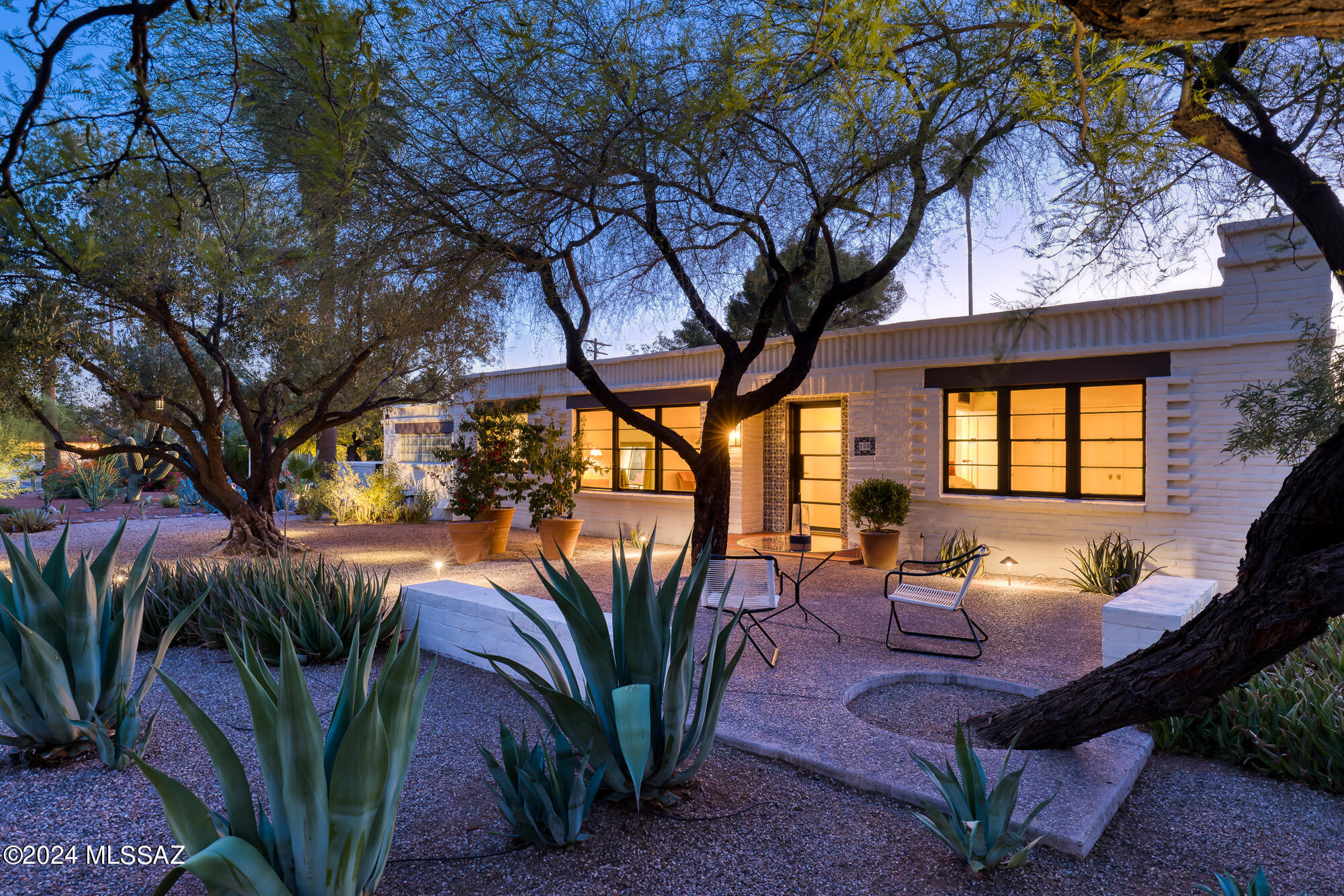 150 S Palomar Drive