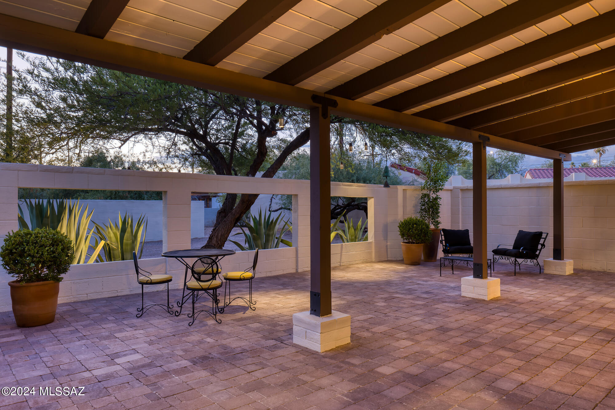 150 S Palomar Drive