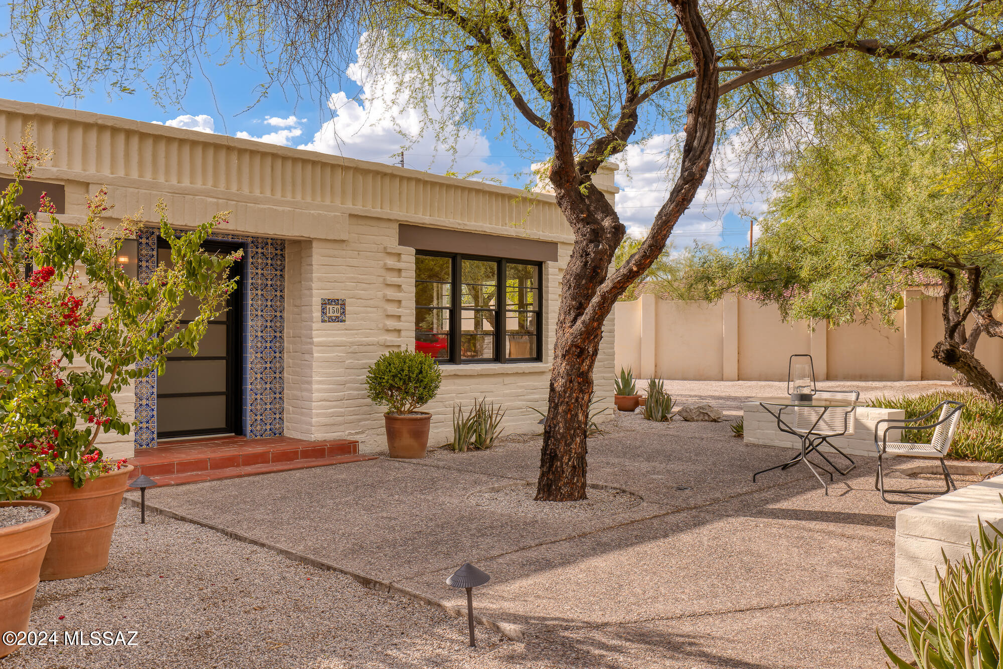 150 S Palomar Drive