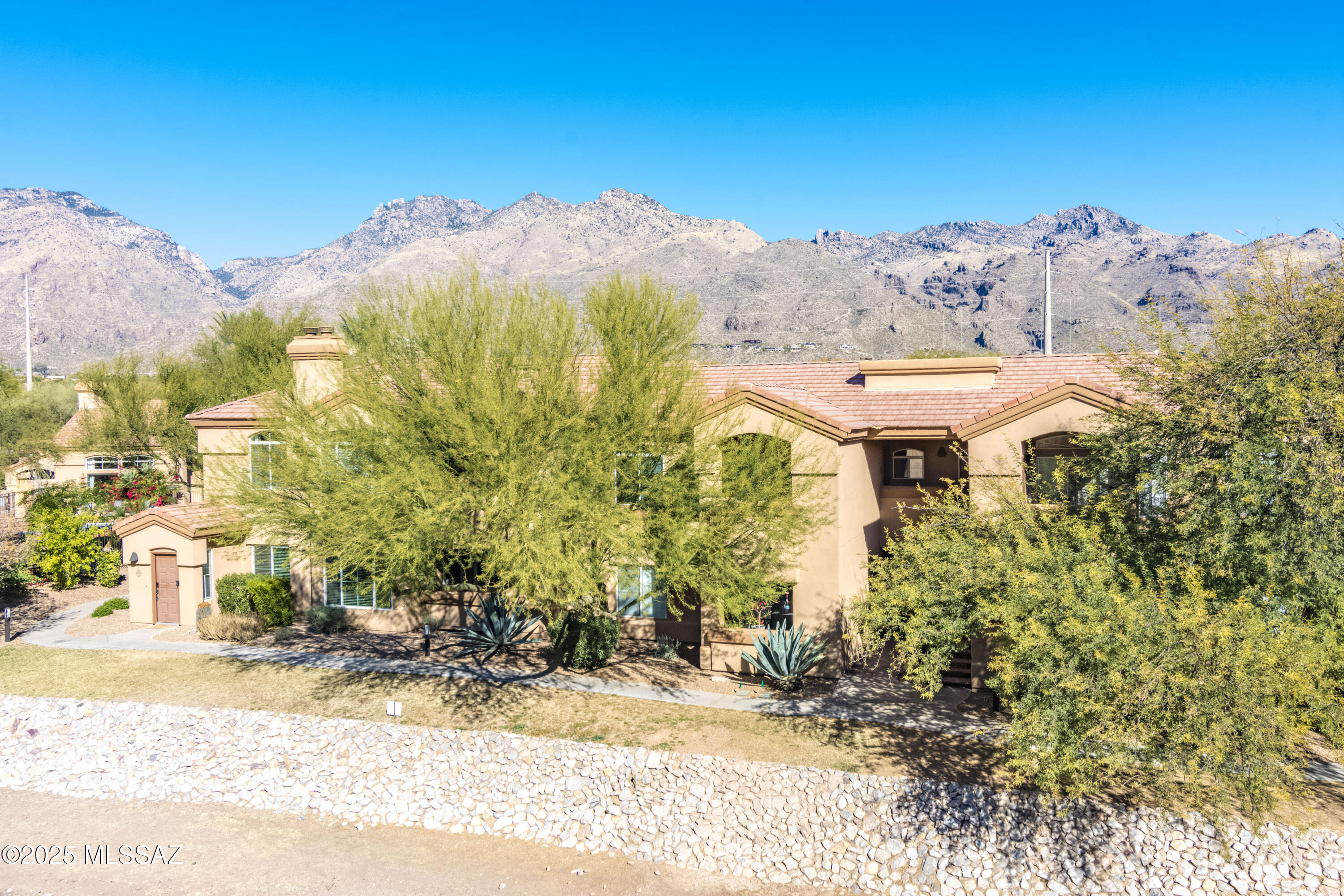 7050 E Sunrise Drive 18204