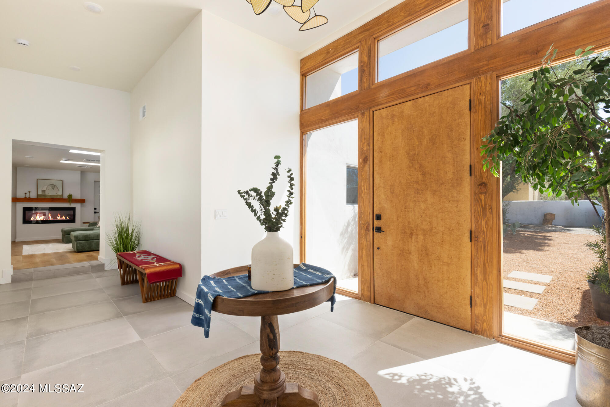 2625 E Clays Alley