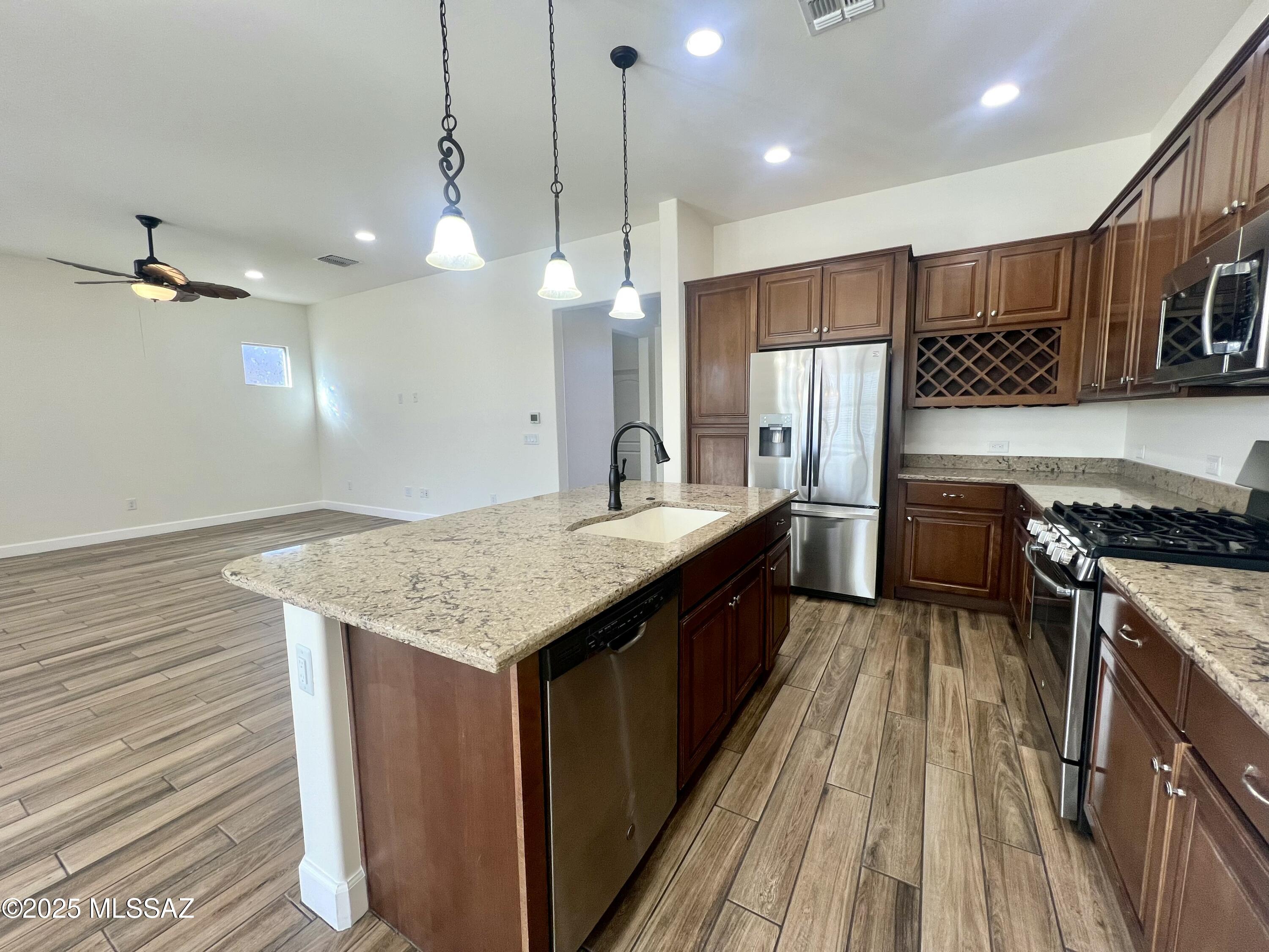 61673 E Dead Wood Trail