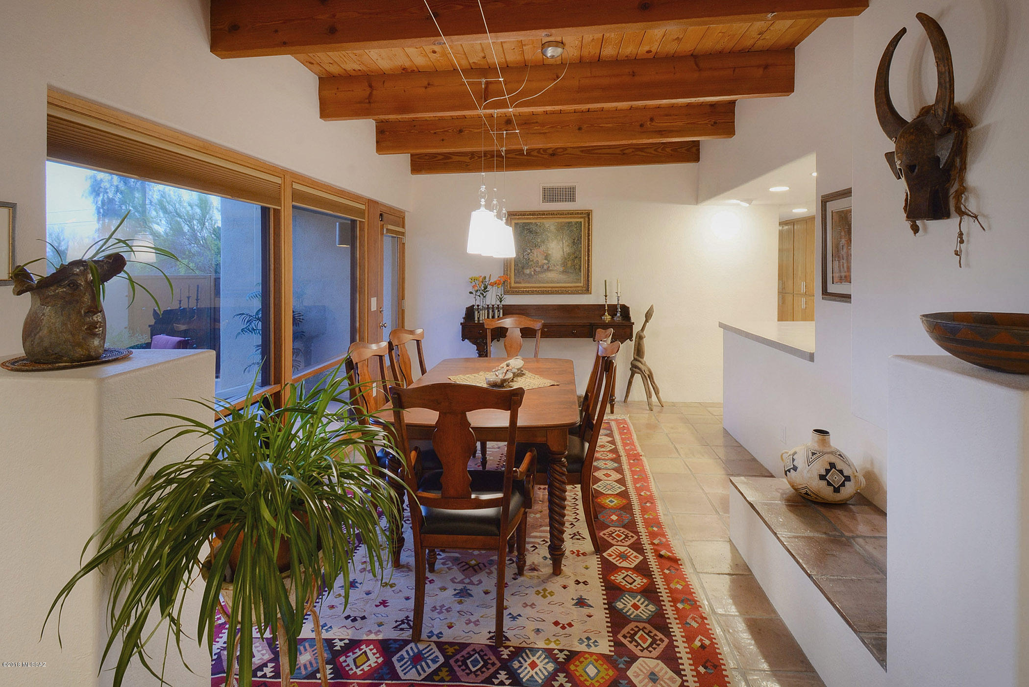 6751 N Paseo De Los Altos