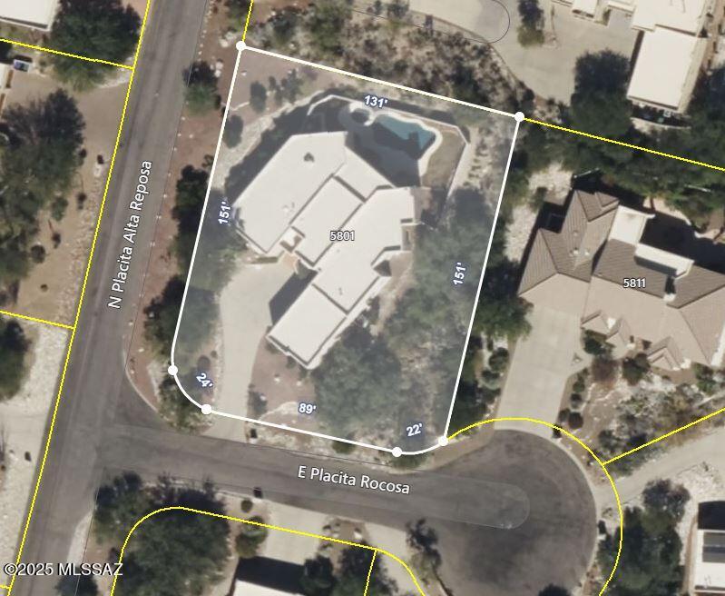 5801 E Placita Rocosa
