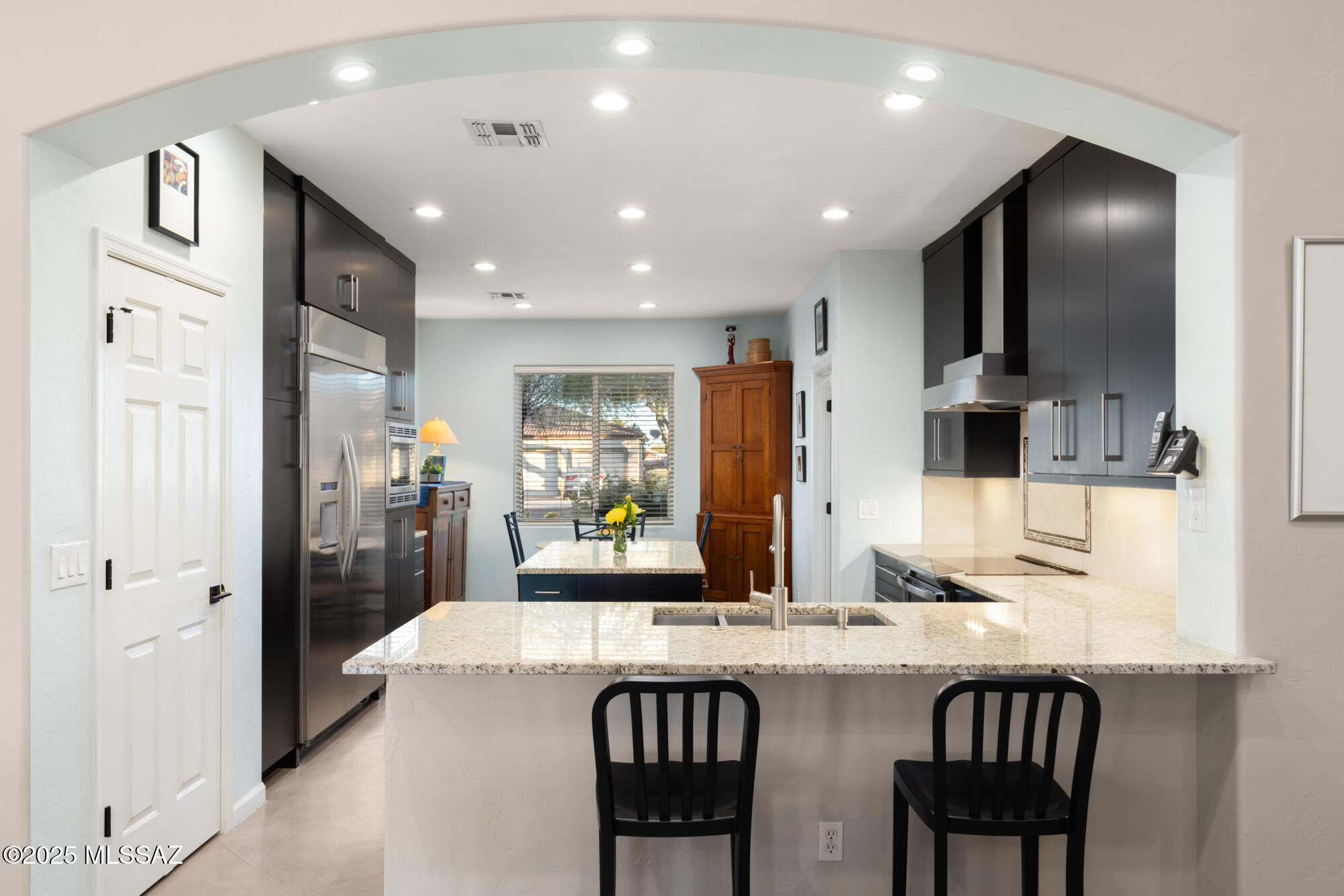 4092 W Tombolo Trail