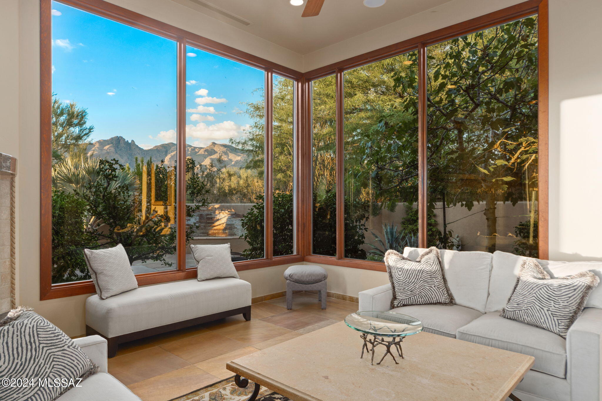 5261 N Corte Casa Del Sol