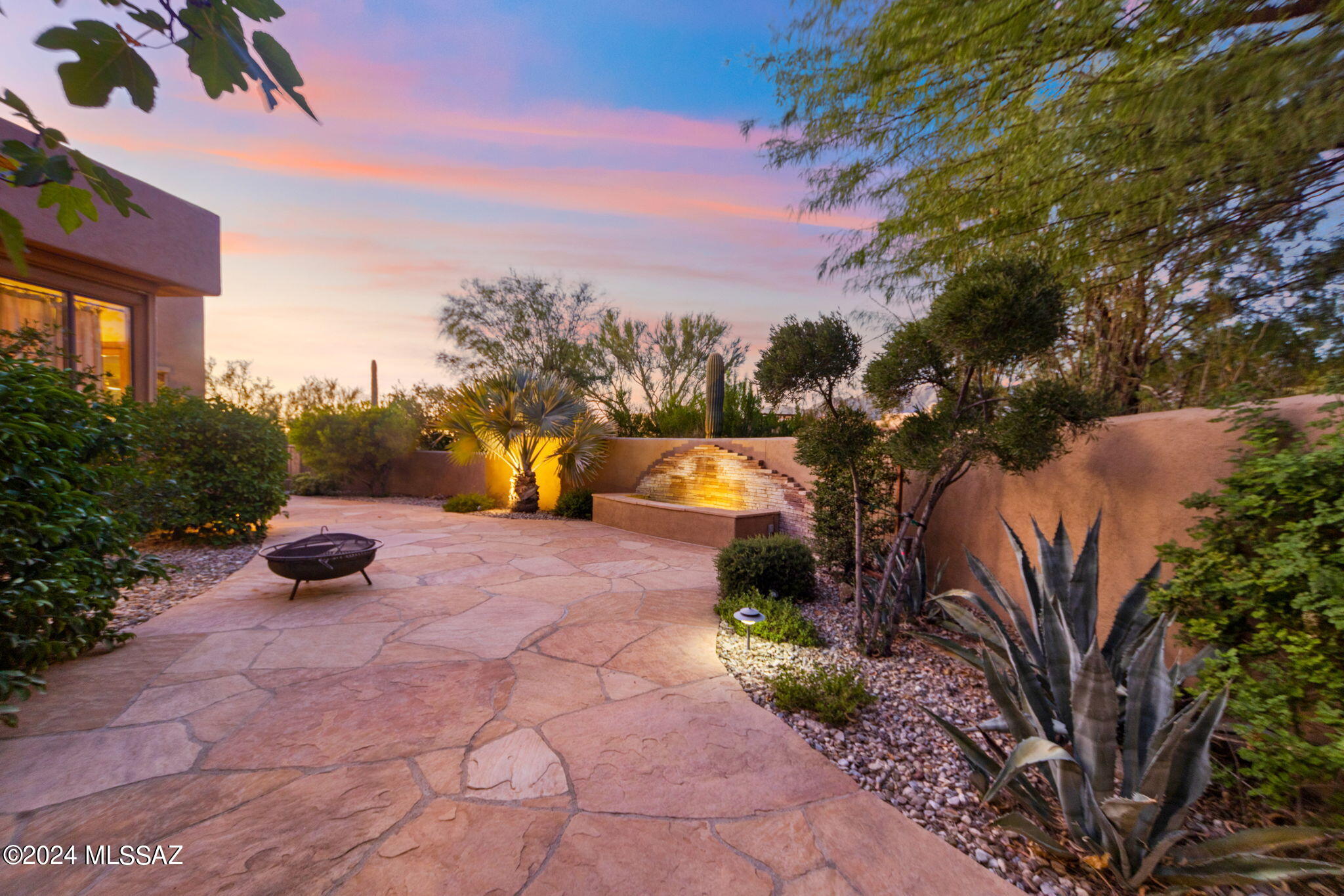 5261 N Corte Casa Del Sol