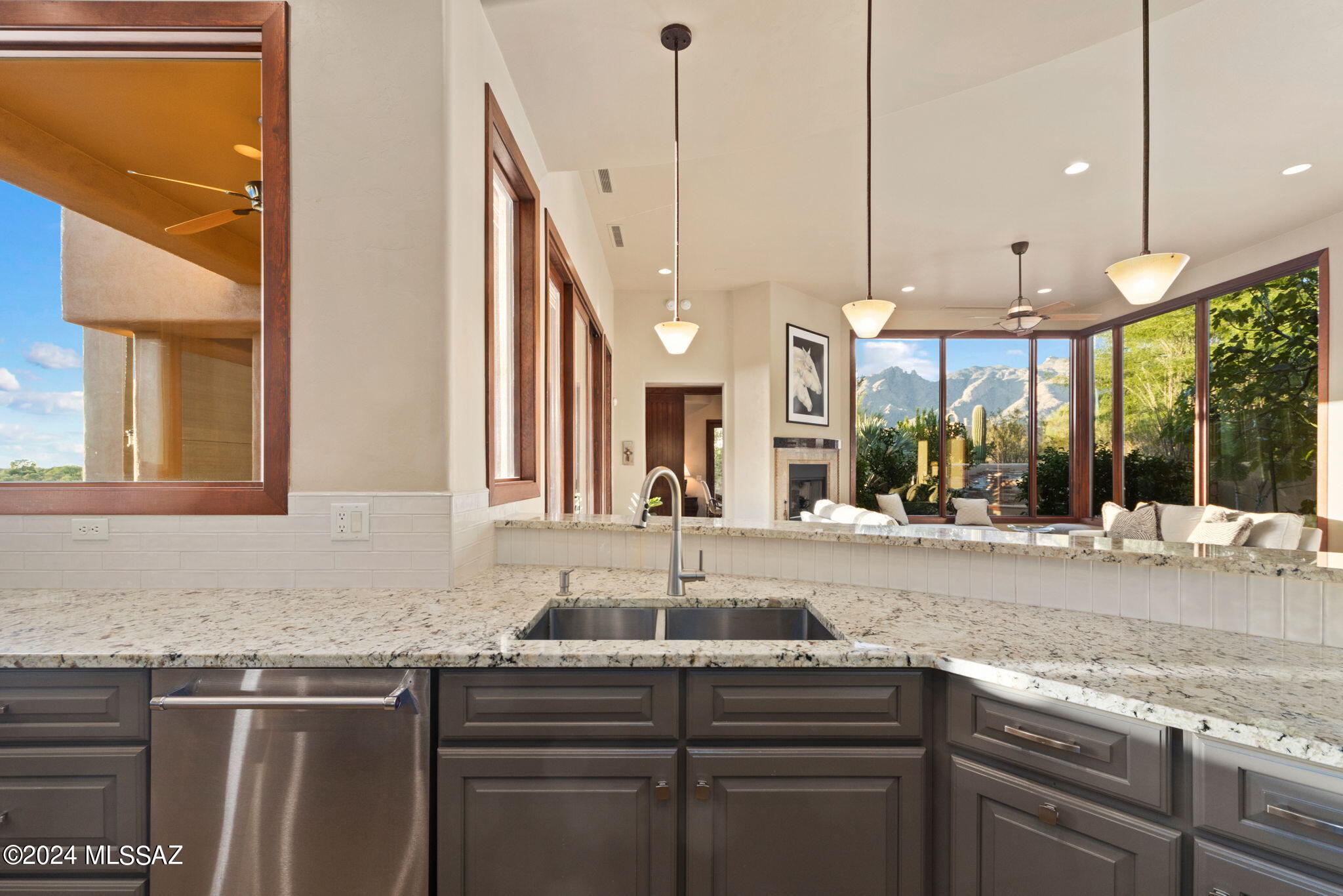 5261 N Corte Casa Del Sol