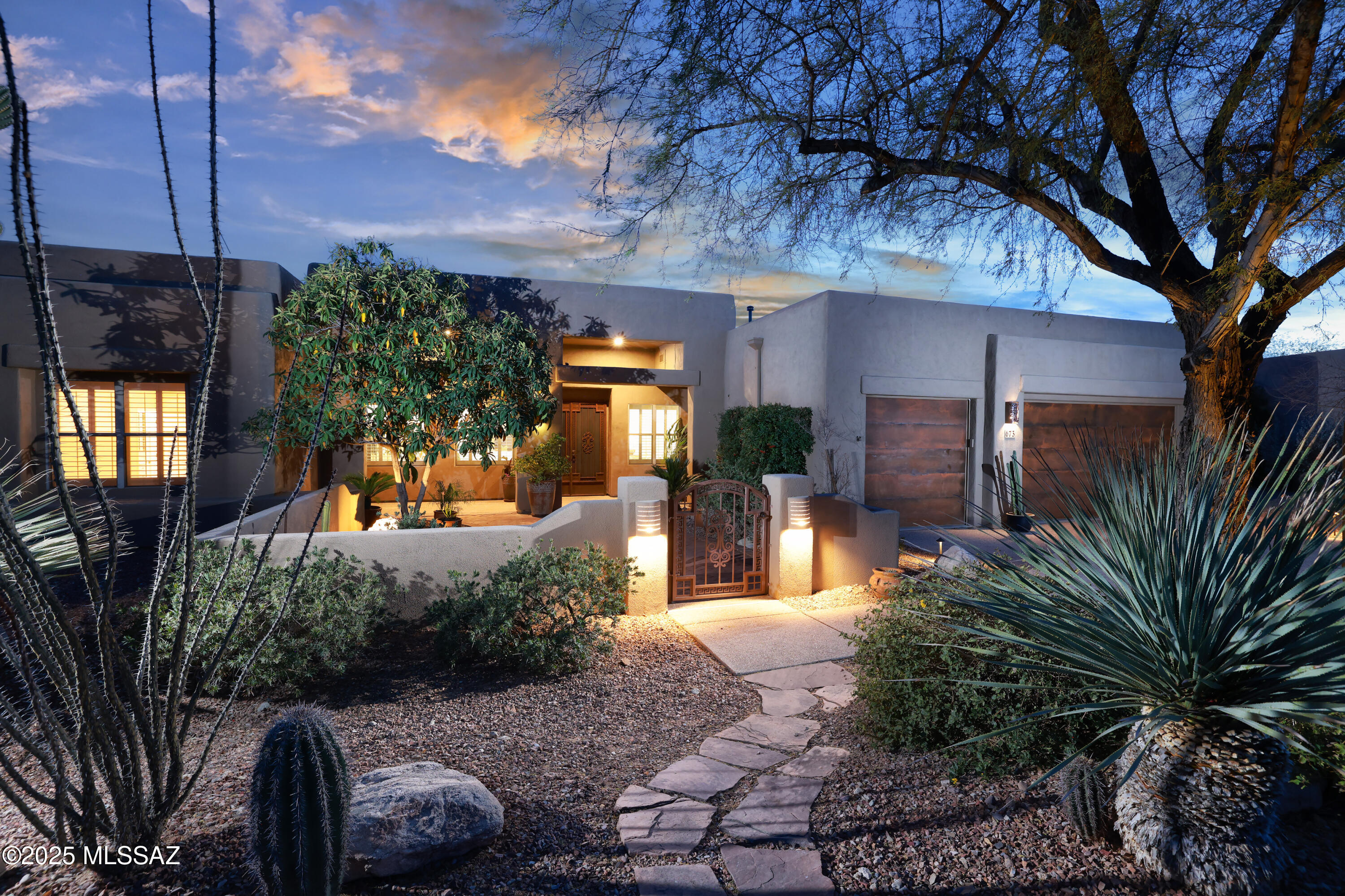 673 W Bright Canyon Drive