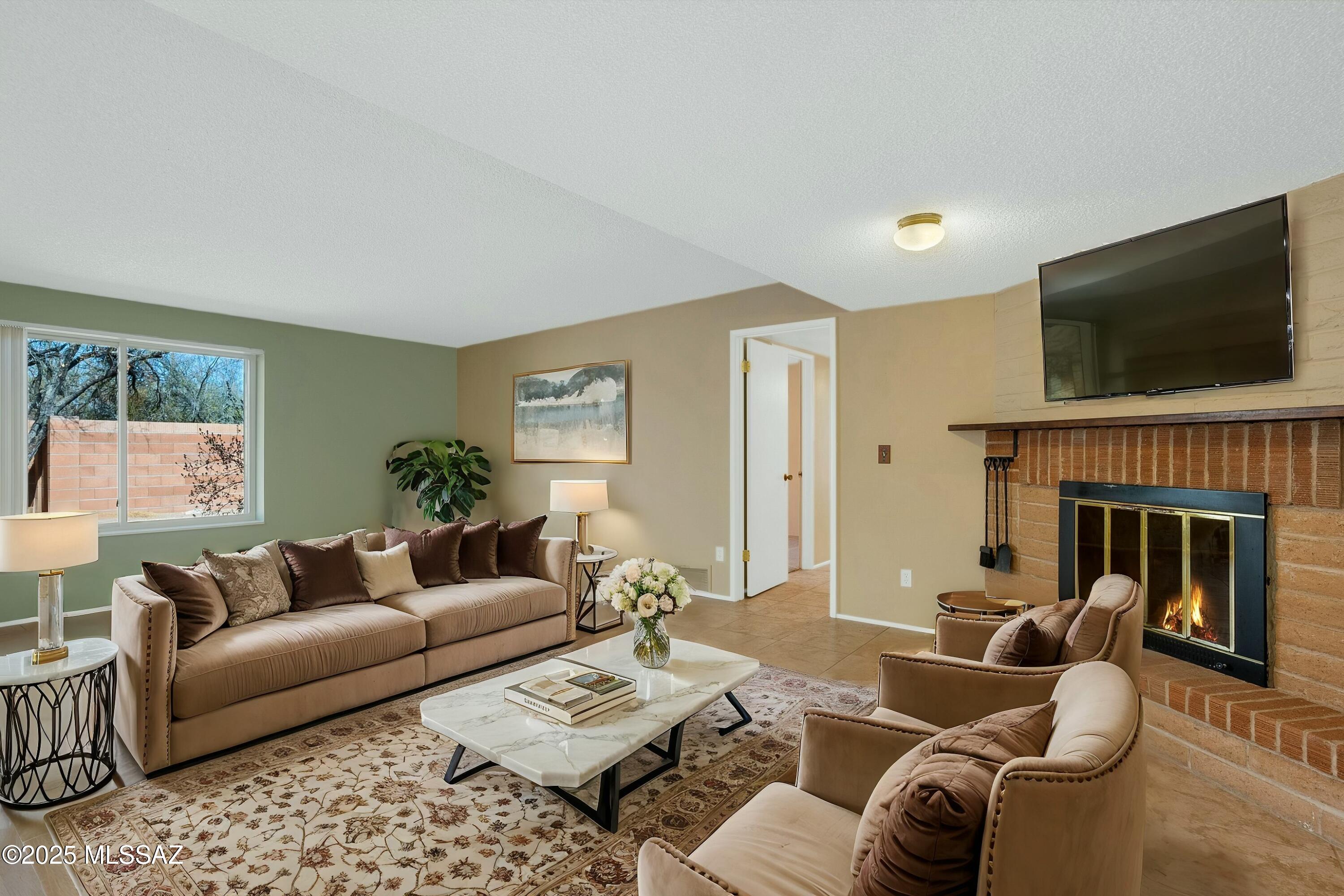 2014 W Shalimar Way