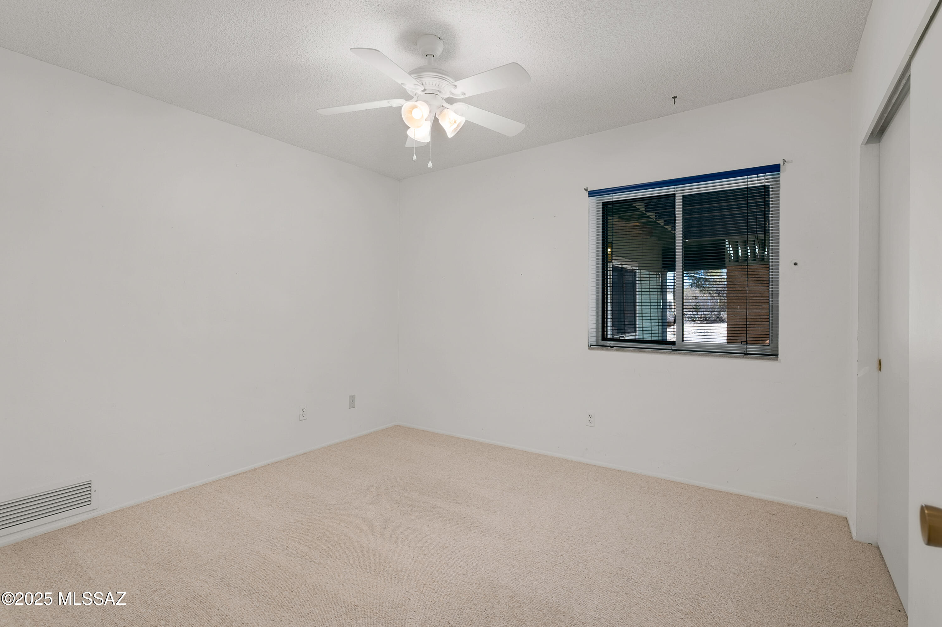 2014 W Shalimar Way