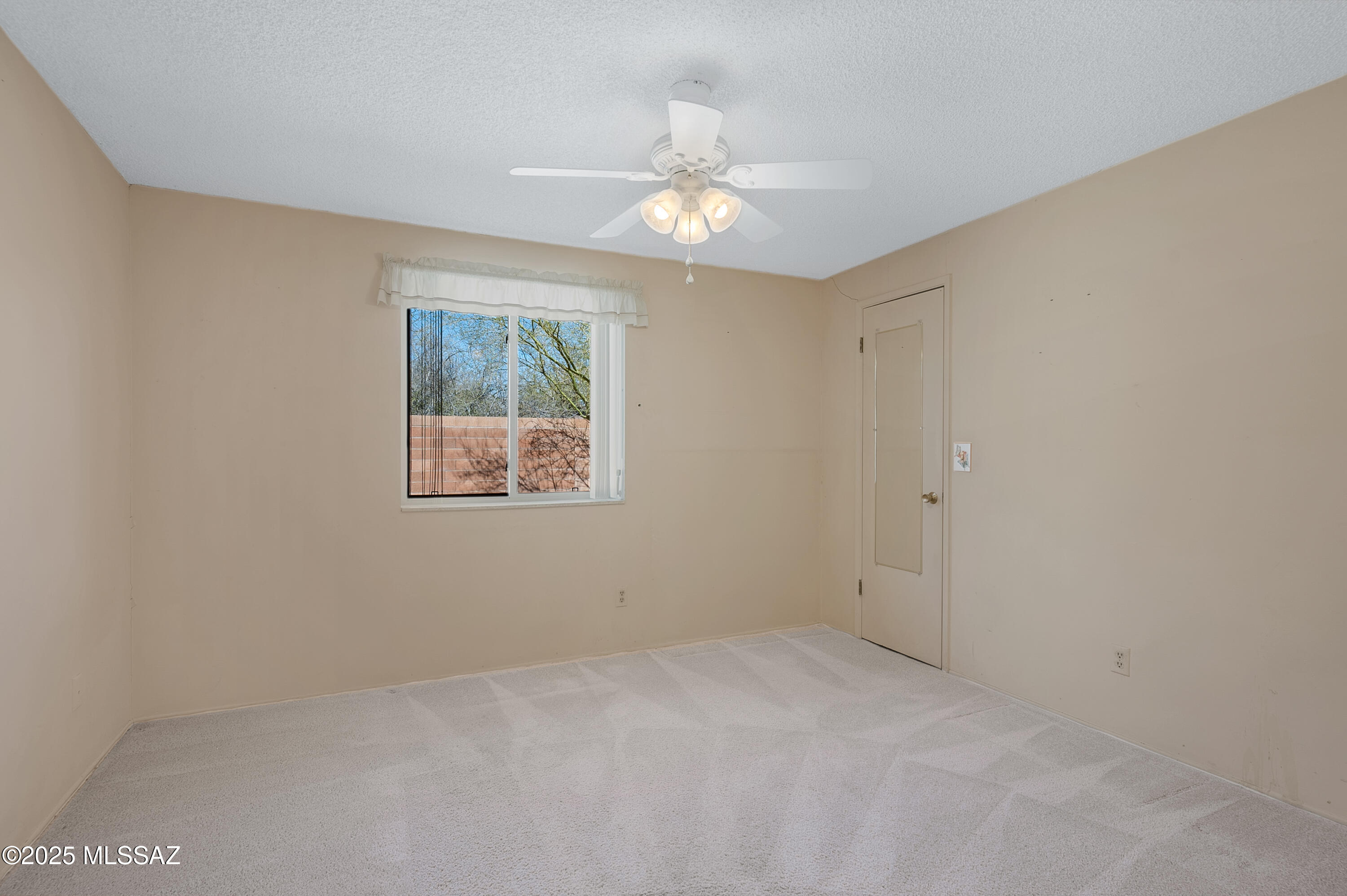 2014 W Shalimar Way