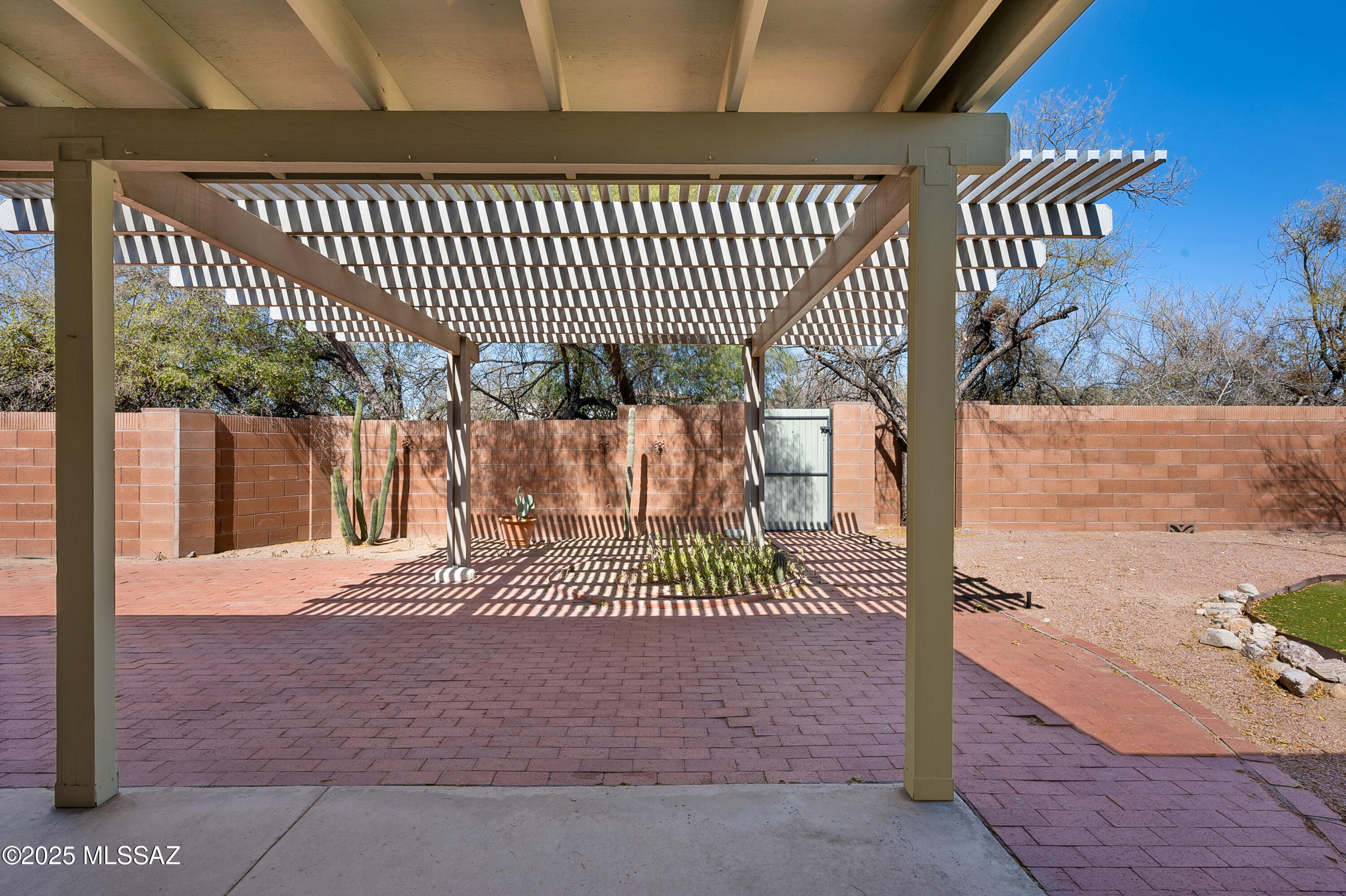 2014 W Shalimar Way
