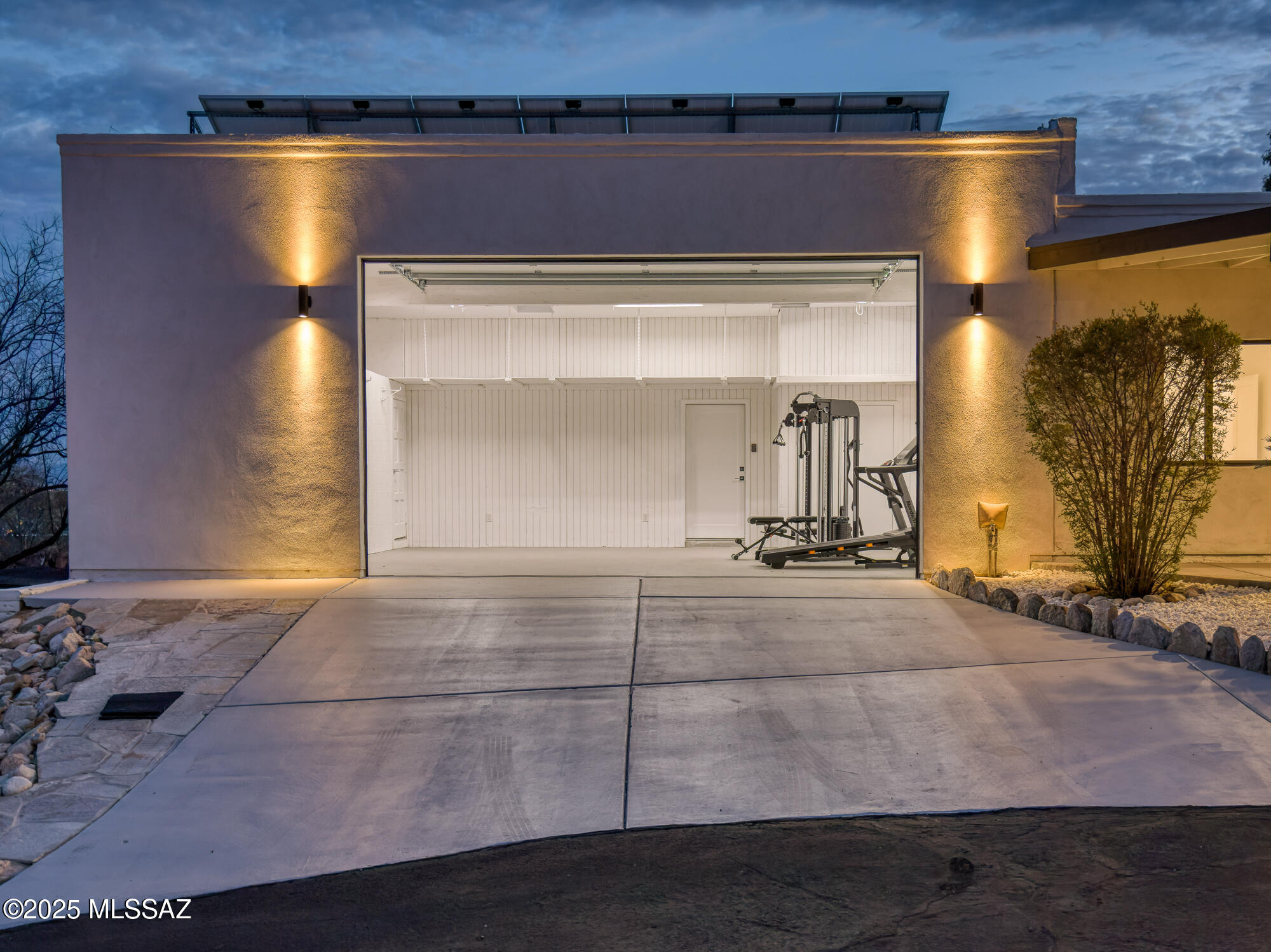 5555 N Suncrest Place