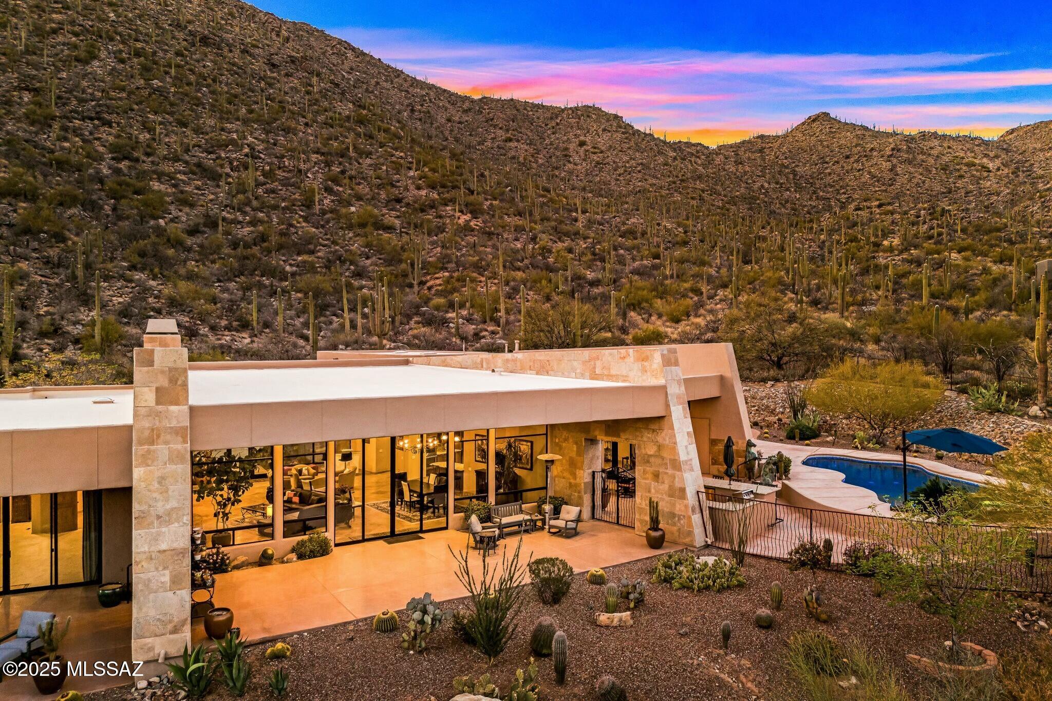 4118 W Cayton Mountain Drive