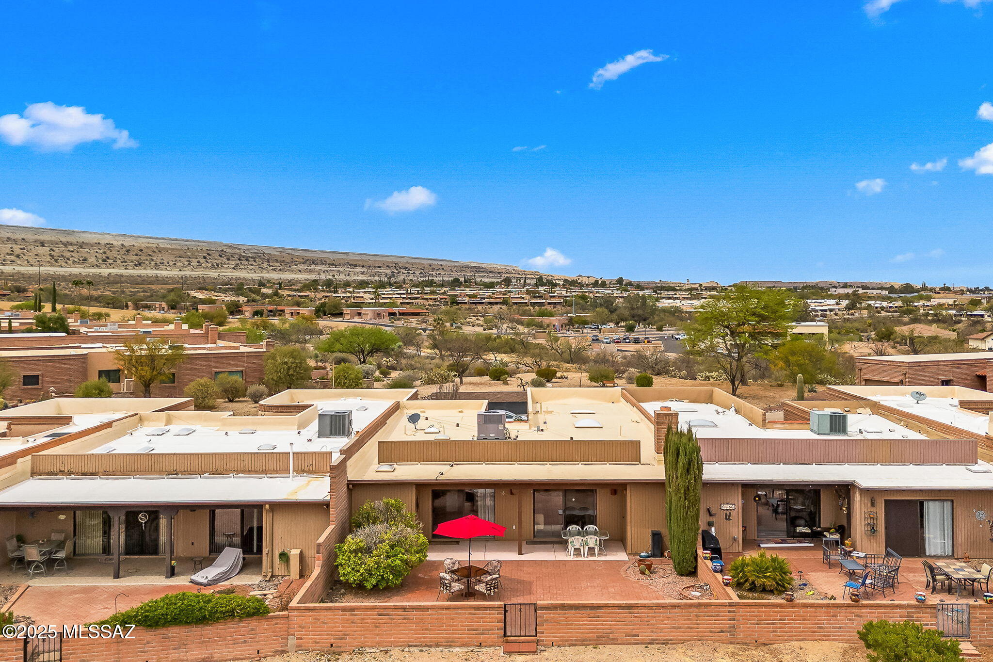 1389 W Camino Del Pato
